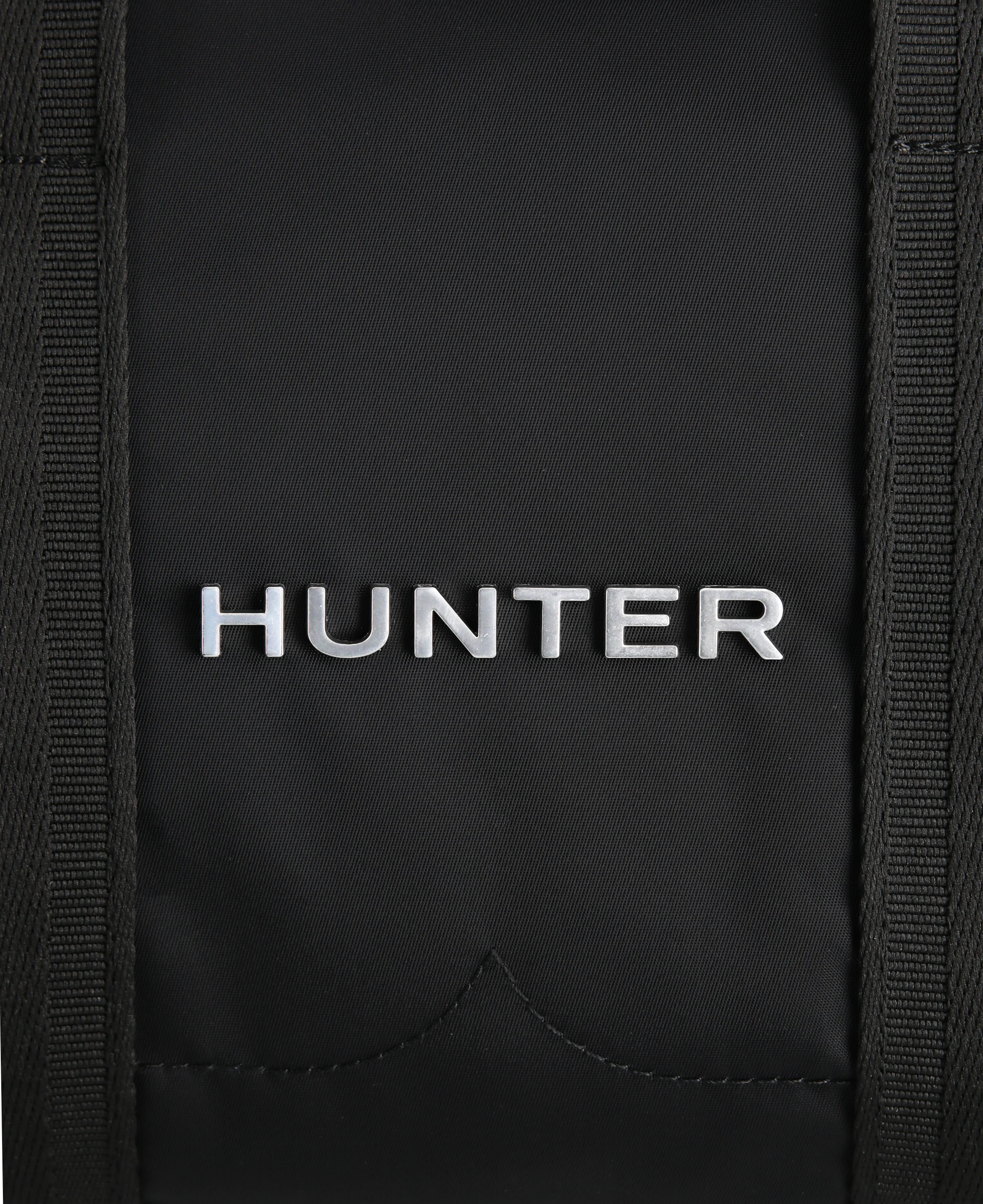 プレミアム ナイロン バレル バッグ - ブラック