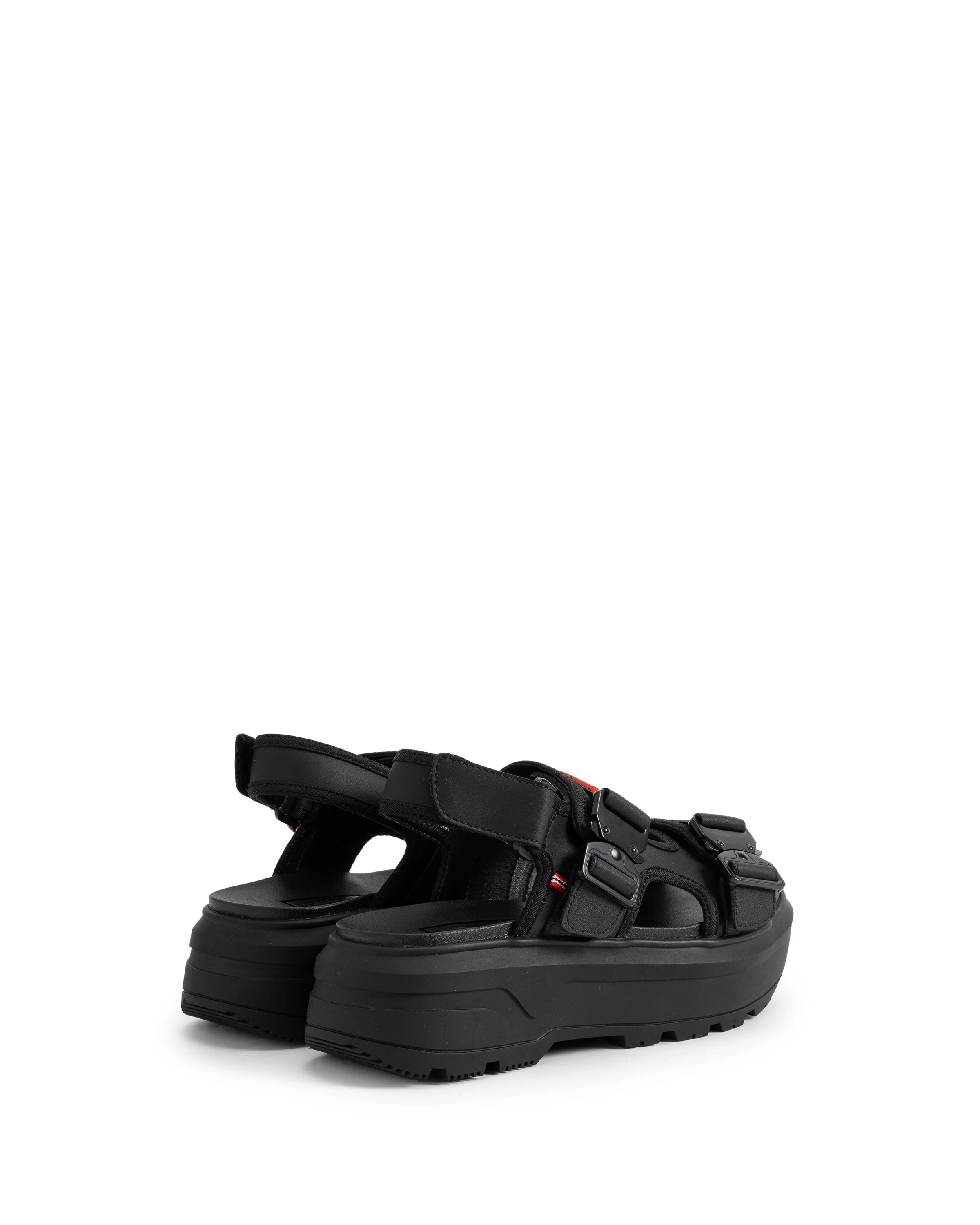 ユニセックス シティ リベル ネオ レザー バックル サンダル - ブラック