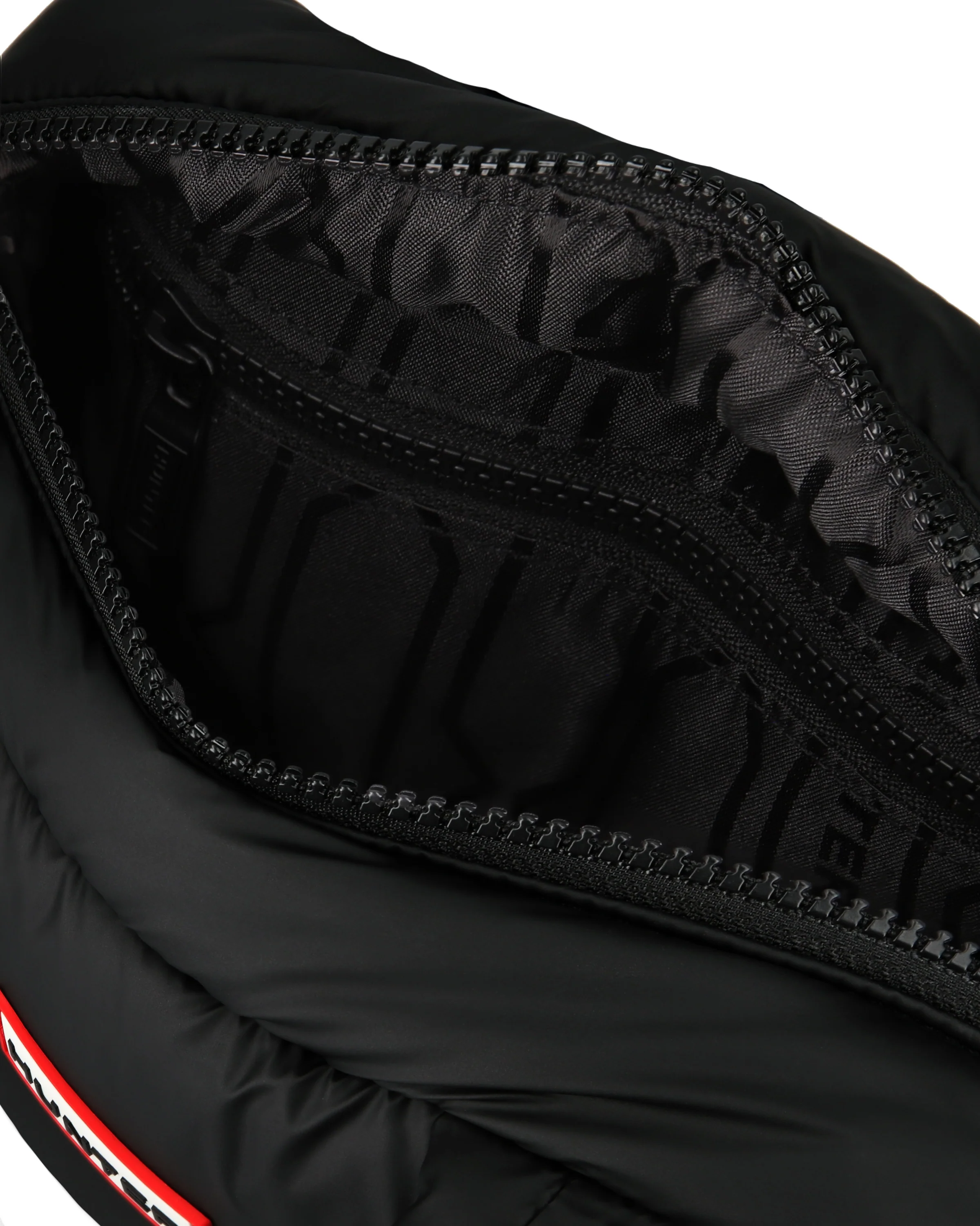 イントレピッド エクストラ パフド ミニ ボストン - ブラック