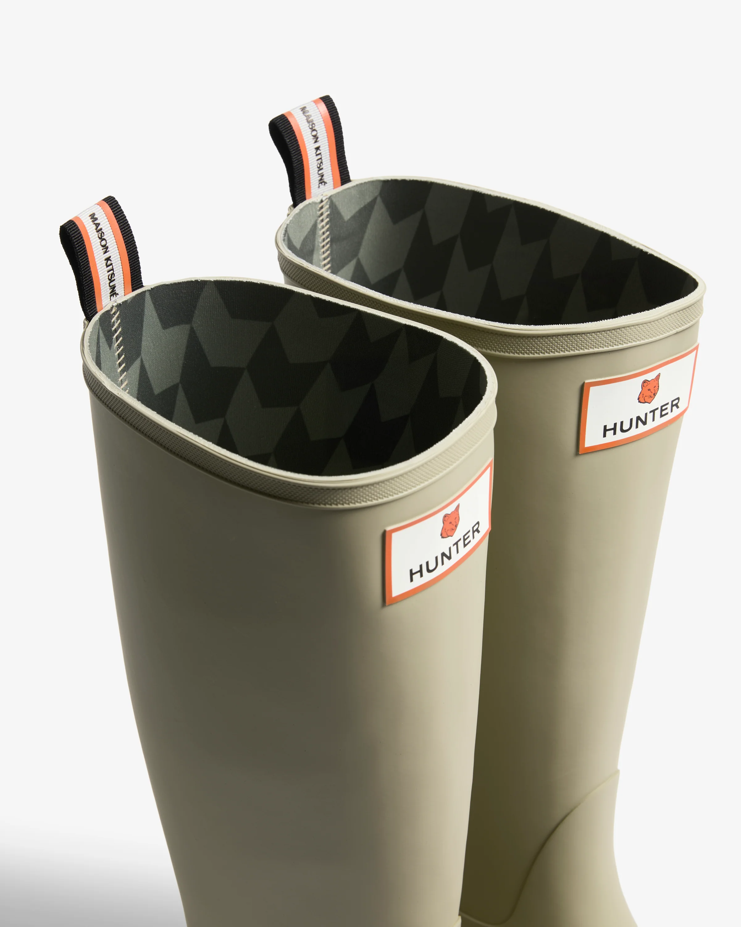 メゾン キツネ x ハンター ユニセックス ダウンポア トール ブーツ - アッシュツリー / ぺブル