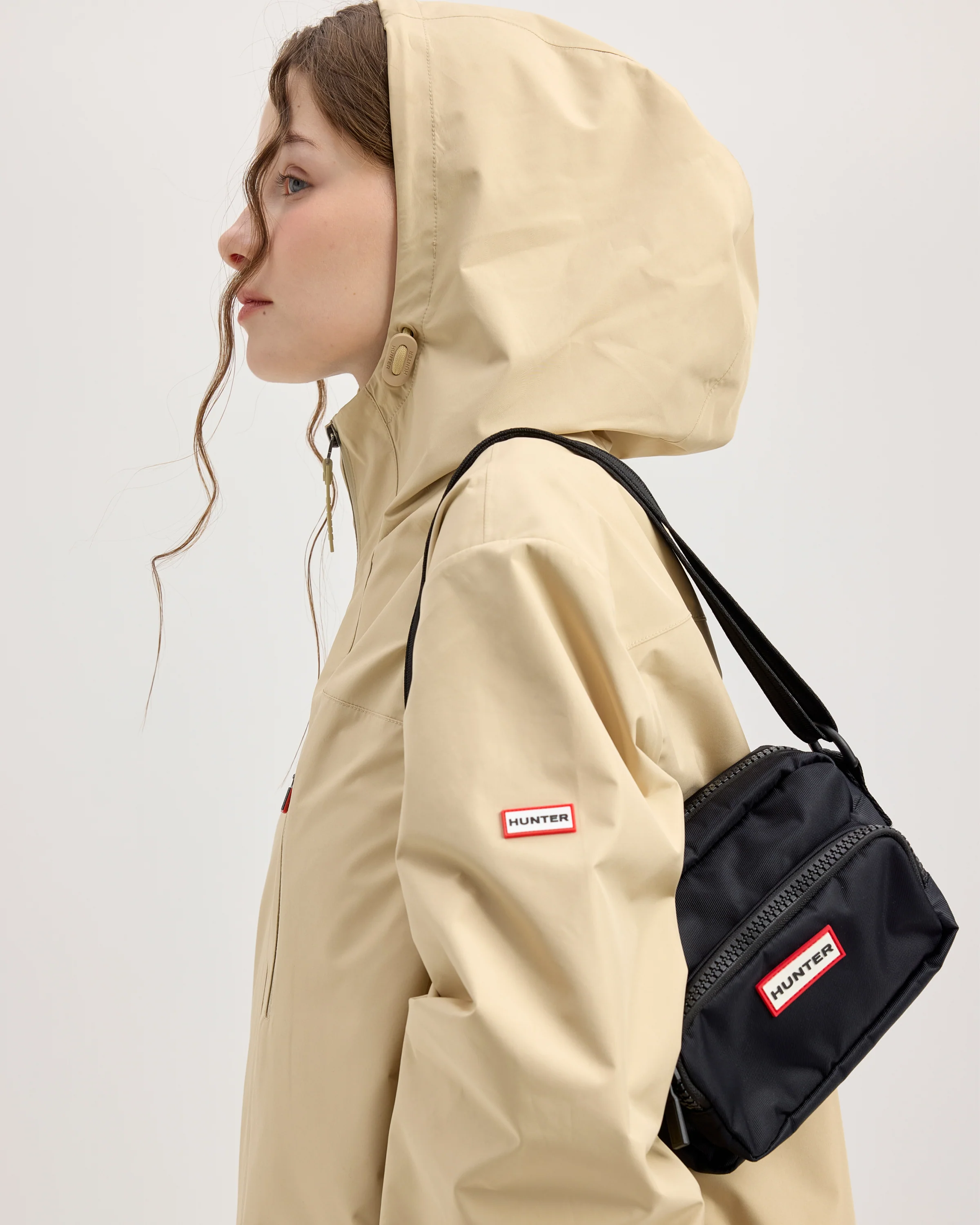 ナイロン クロスボディ - ブラック