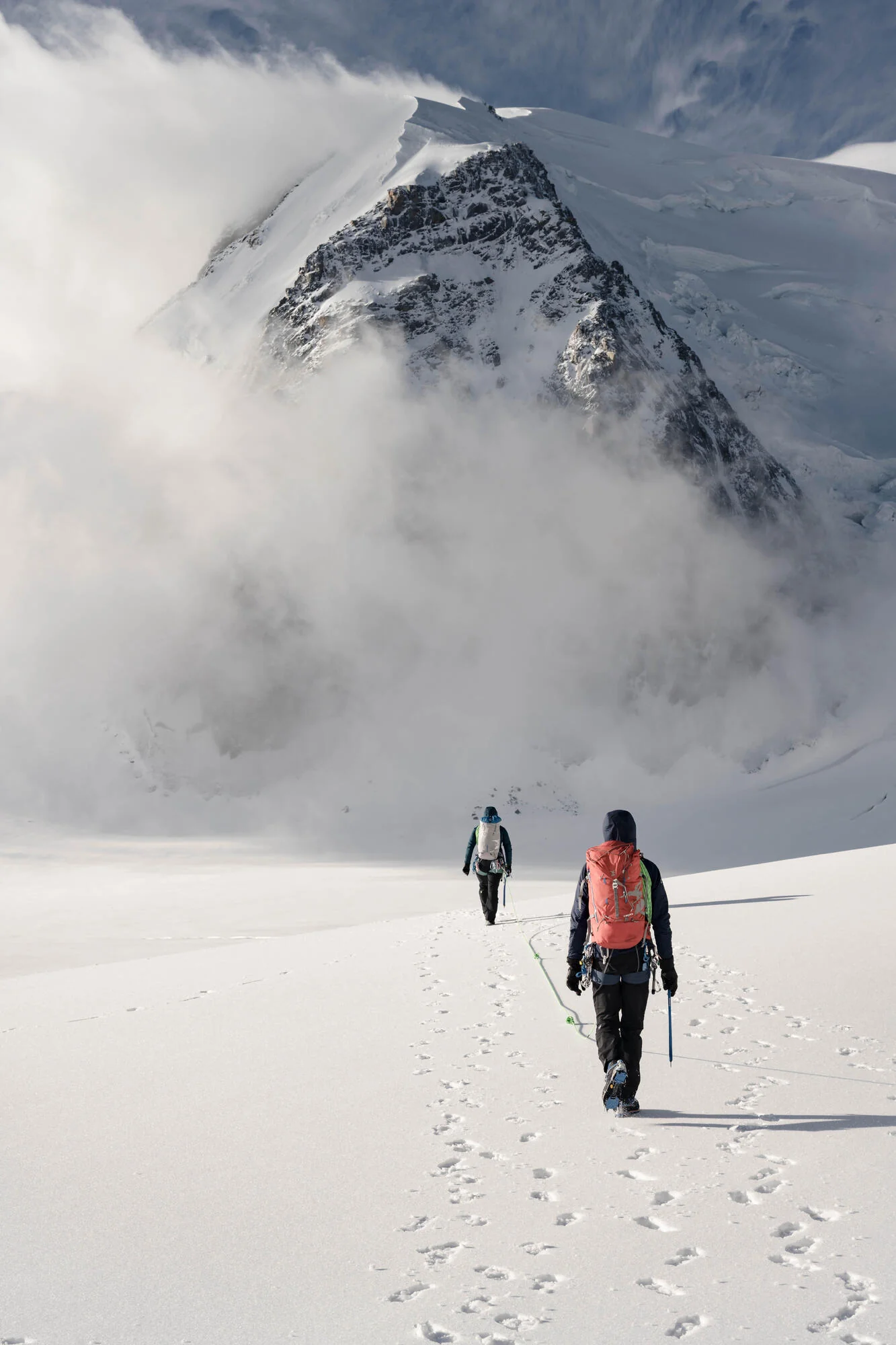 Simond Makalu 45/70L Mountaineering Backpack