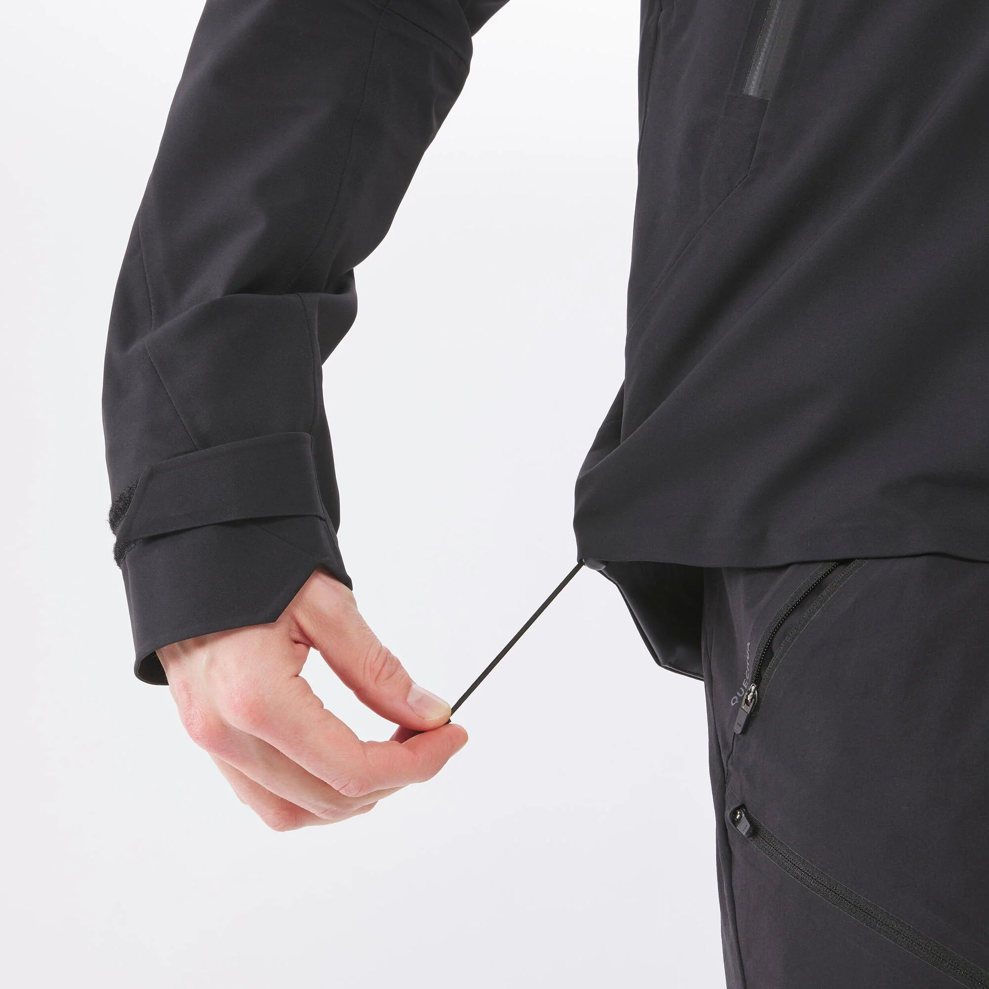 Quechua Men's MH500 Hiking Lightweight Waterproof Jacket