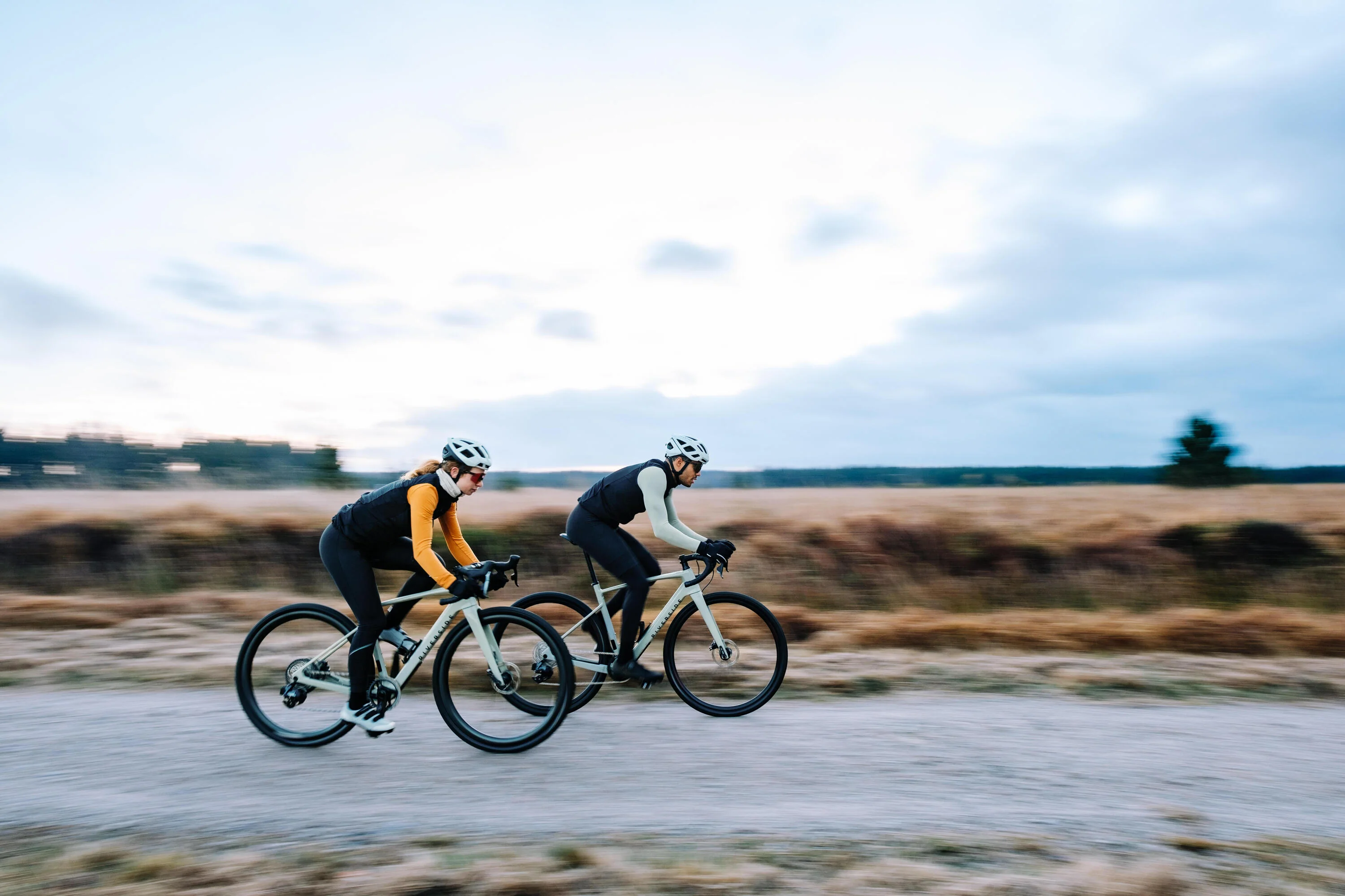 Riverside GCR SRAM Force Carbon Gravel Bike - AXS Reynolds