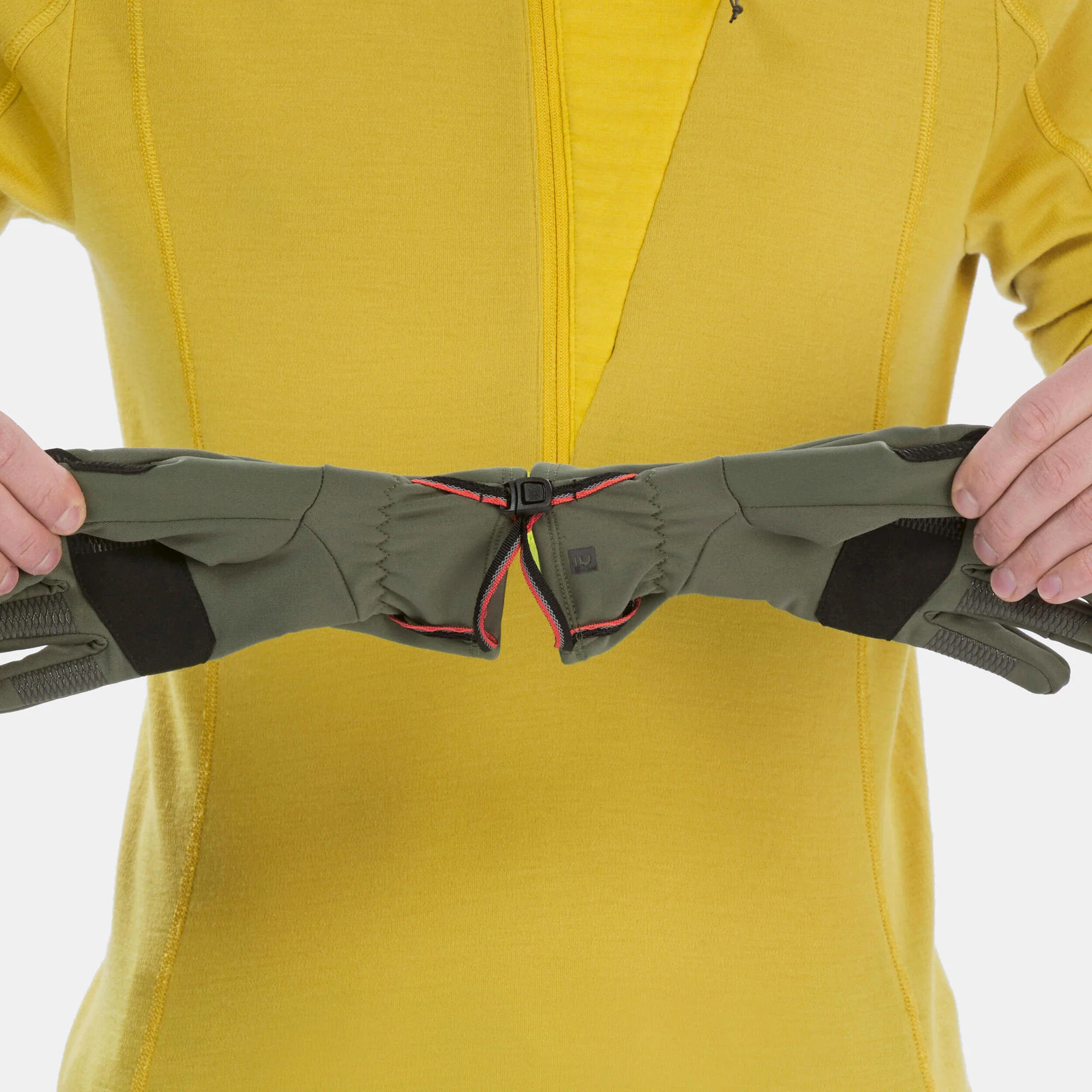 Forclaz Adult MT500 Touchscreen Stretch Backpacking Gloves