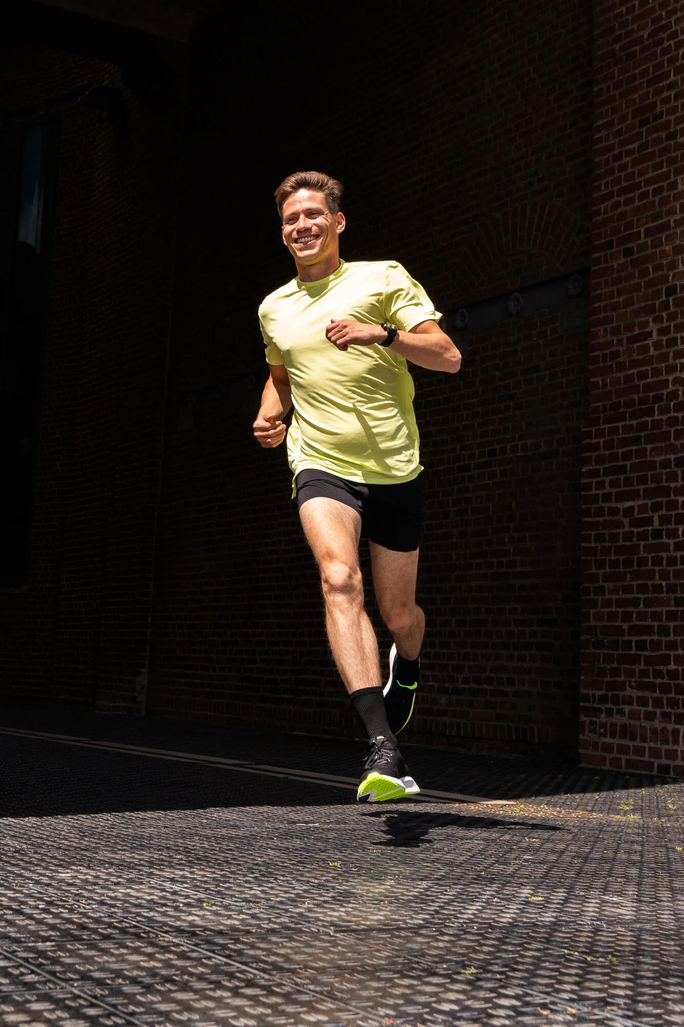 Kiprun Men's Run 500 Dry Running T-shirt