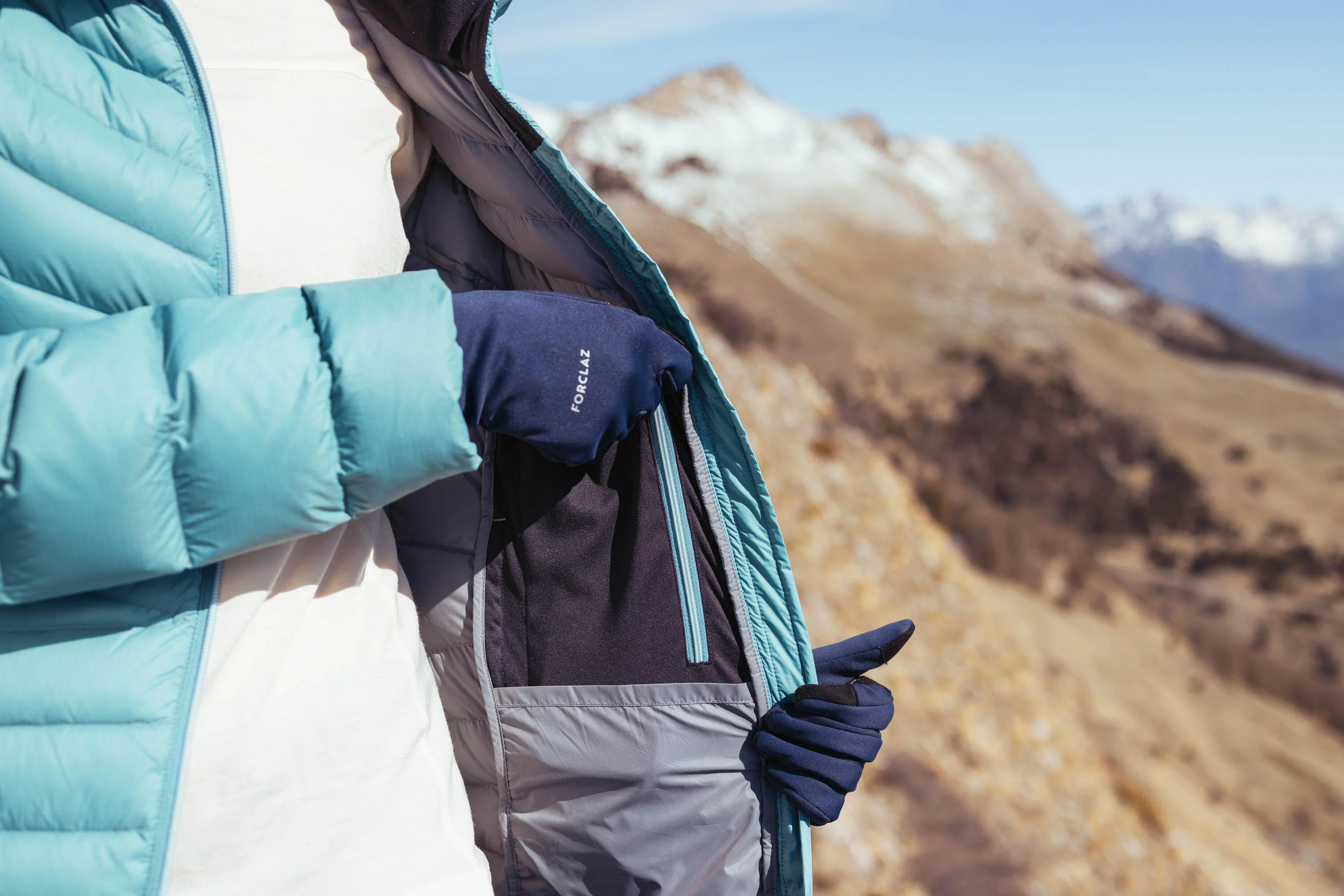 Forclaz Adult MT500 Touchscreen Stretch Backpacking Gloves