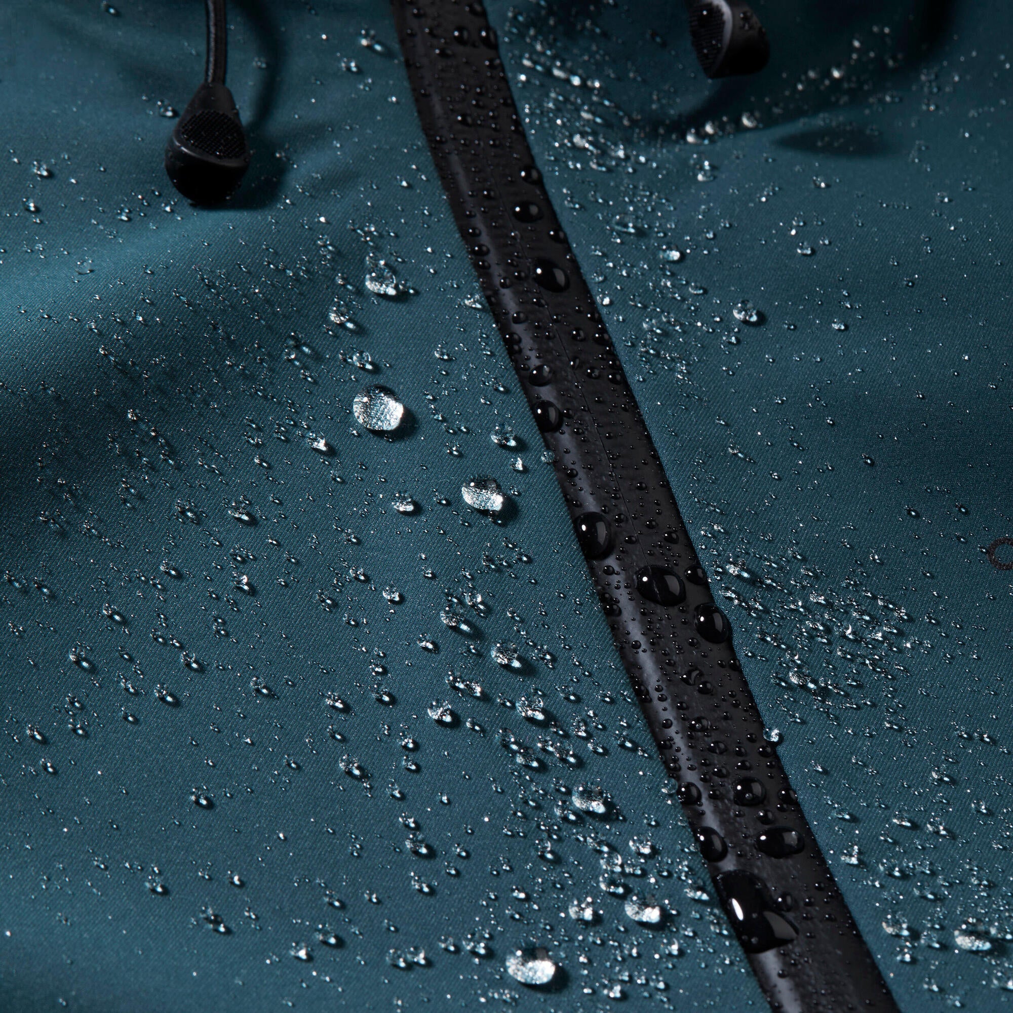 Quechua Women's MH500 Lightweight Waterproof Hiking Jacket