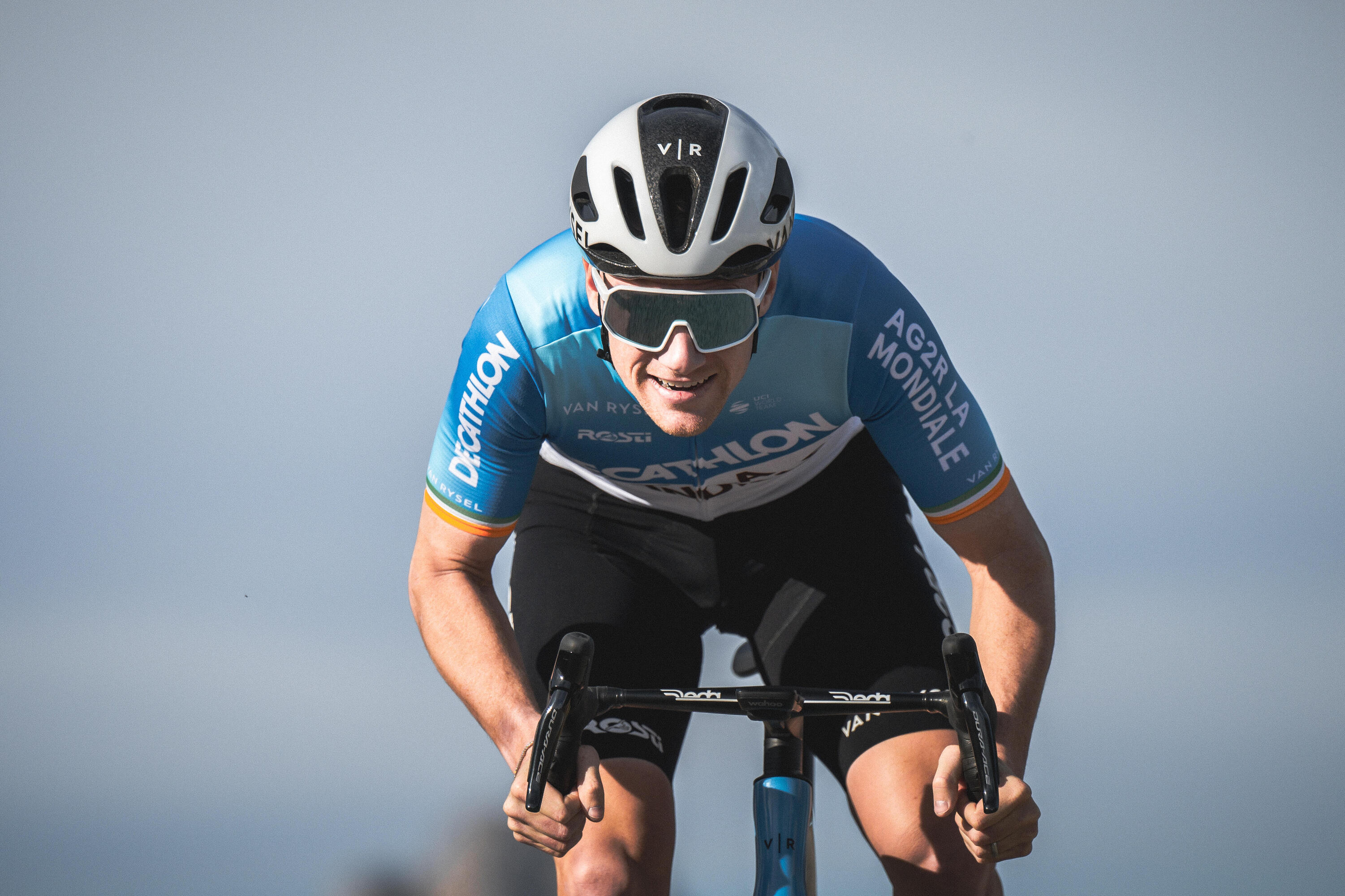 Van Rysel RCR Pro Replica Dura Ace Road Bike - Di2 AG2R Team