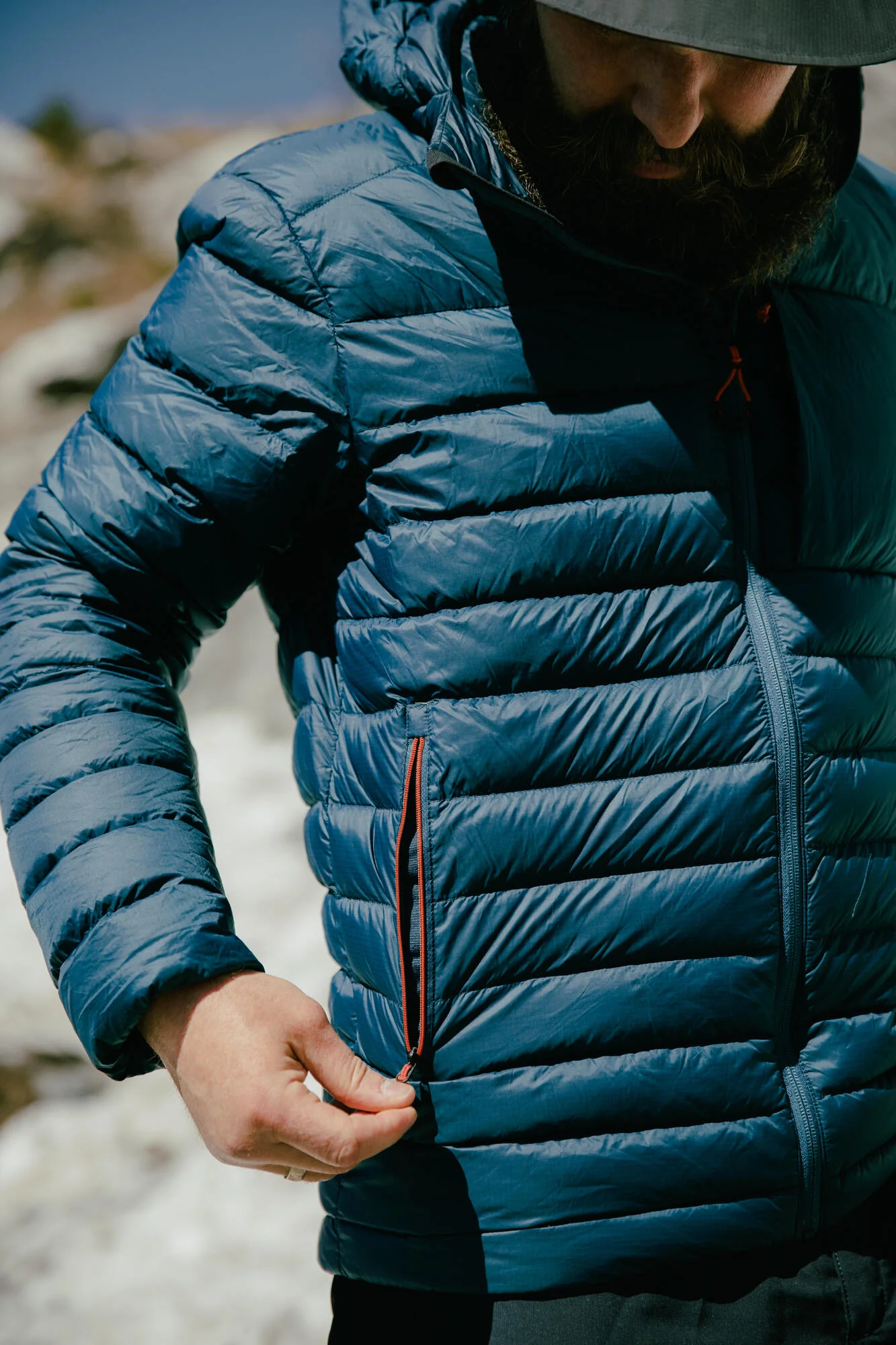 Forclaz Men's mountain and Backpacking padded and hooded jacket - MT500 14°F