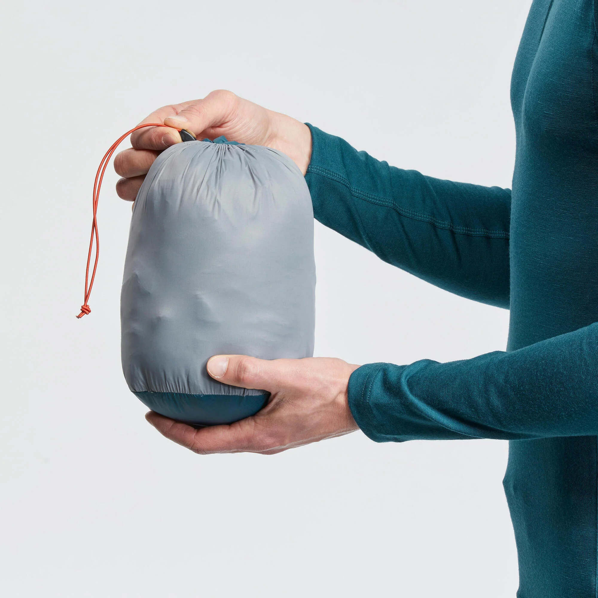 Forclaz Men's mountain and Backpacking padded and hooded jacket - MT500 14°F