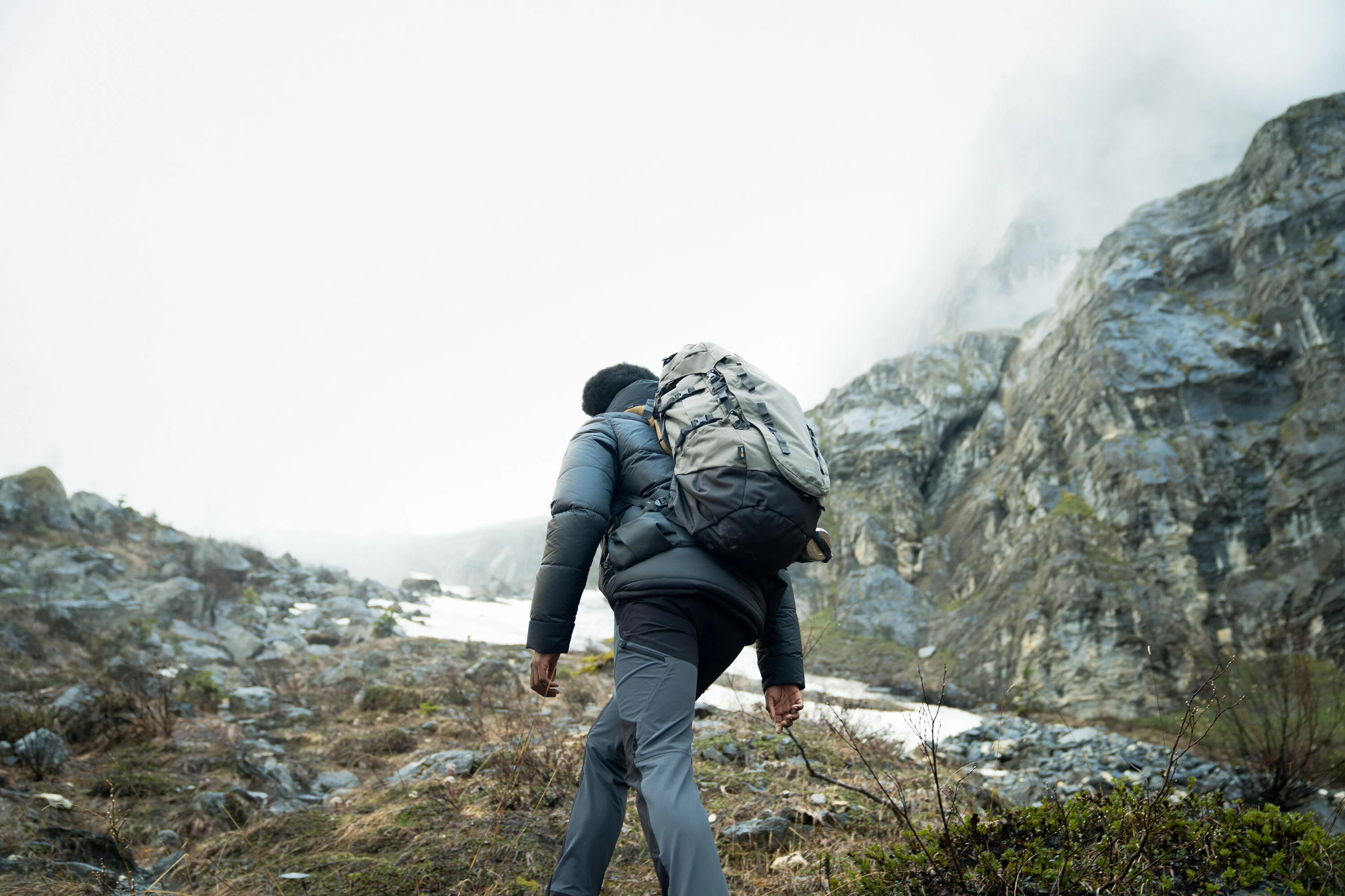 Forclaz Men's MT900 Symbium2 50+10 L Backpacking Pack