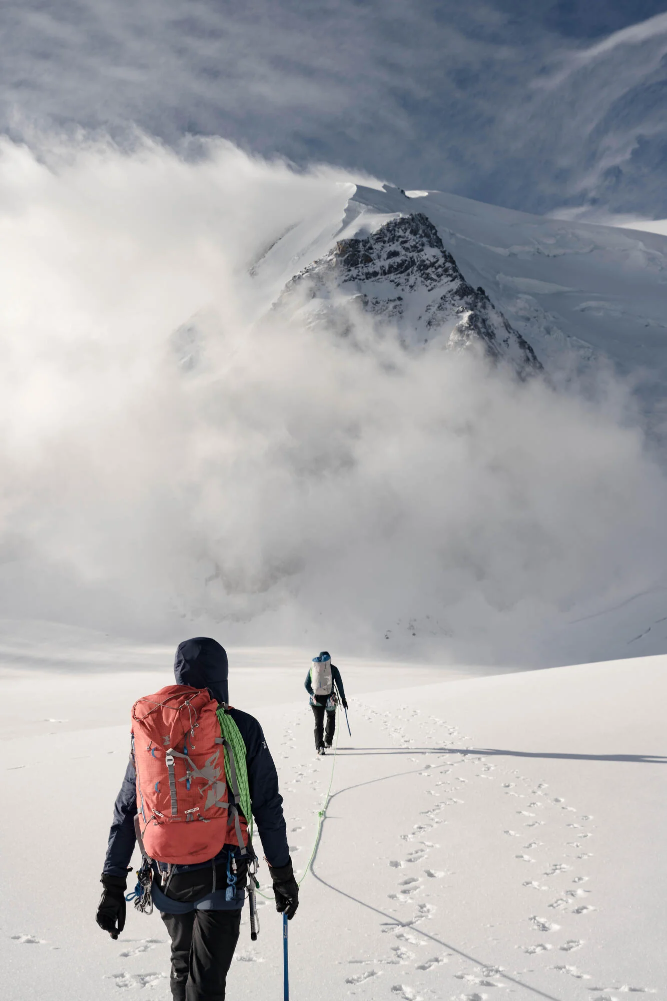 Simond Makalu 45/70L Mountaineering Backpack