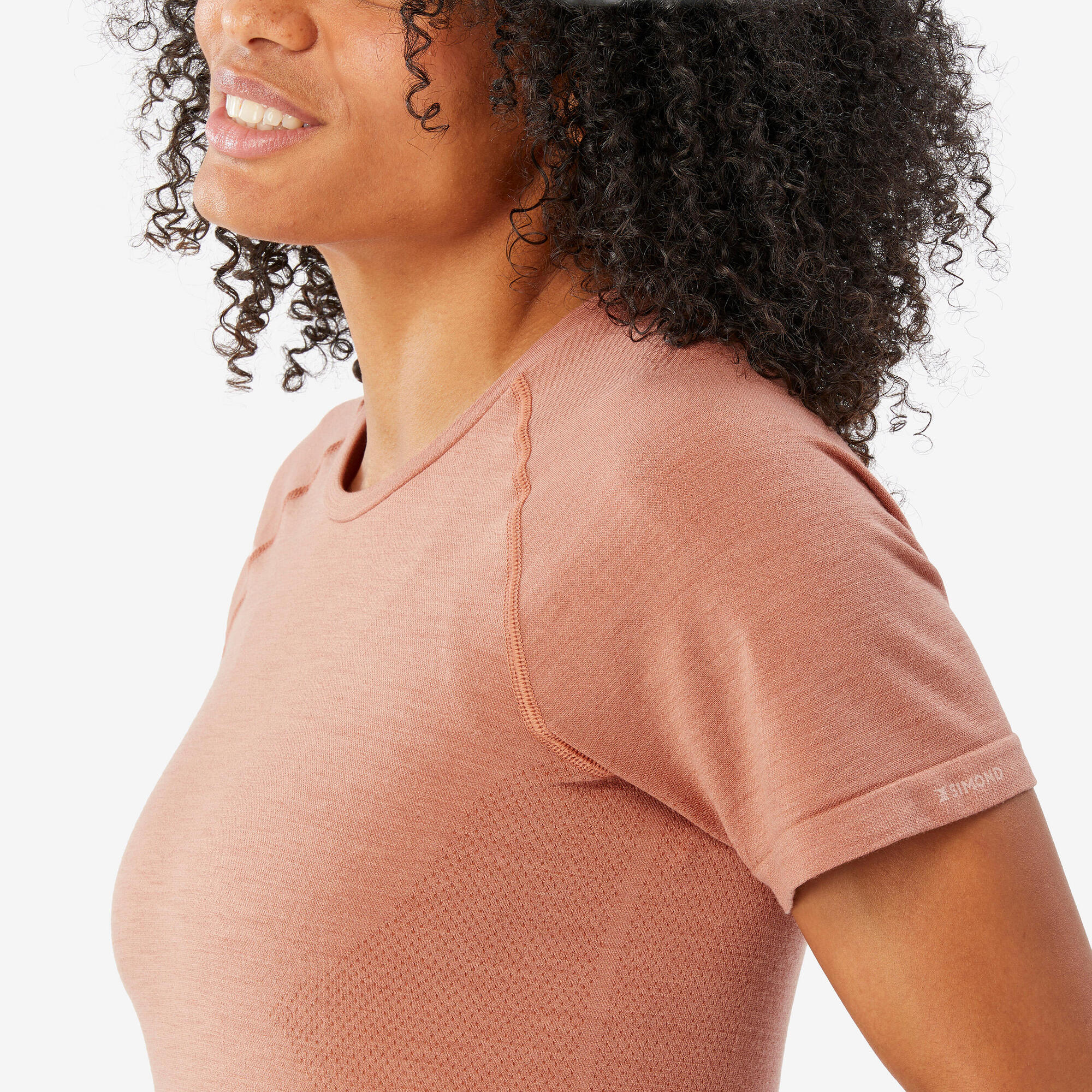 Simond Women's seamless short-sleeved Merino wool Backpacking t-shirt - MT900