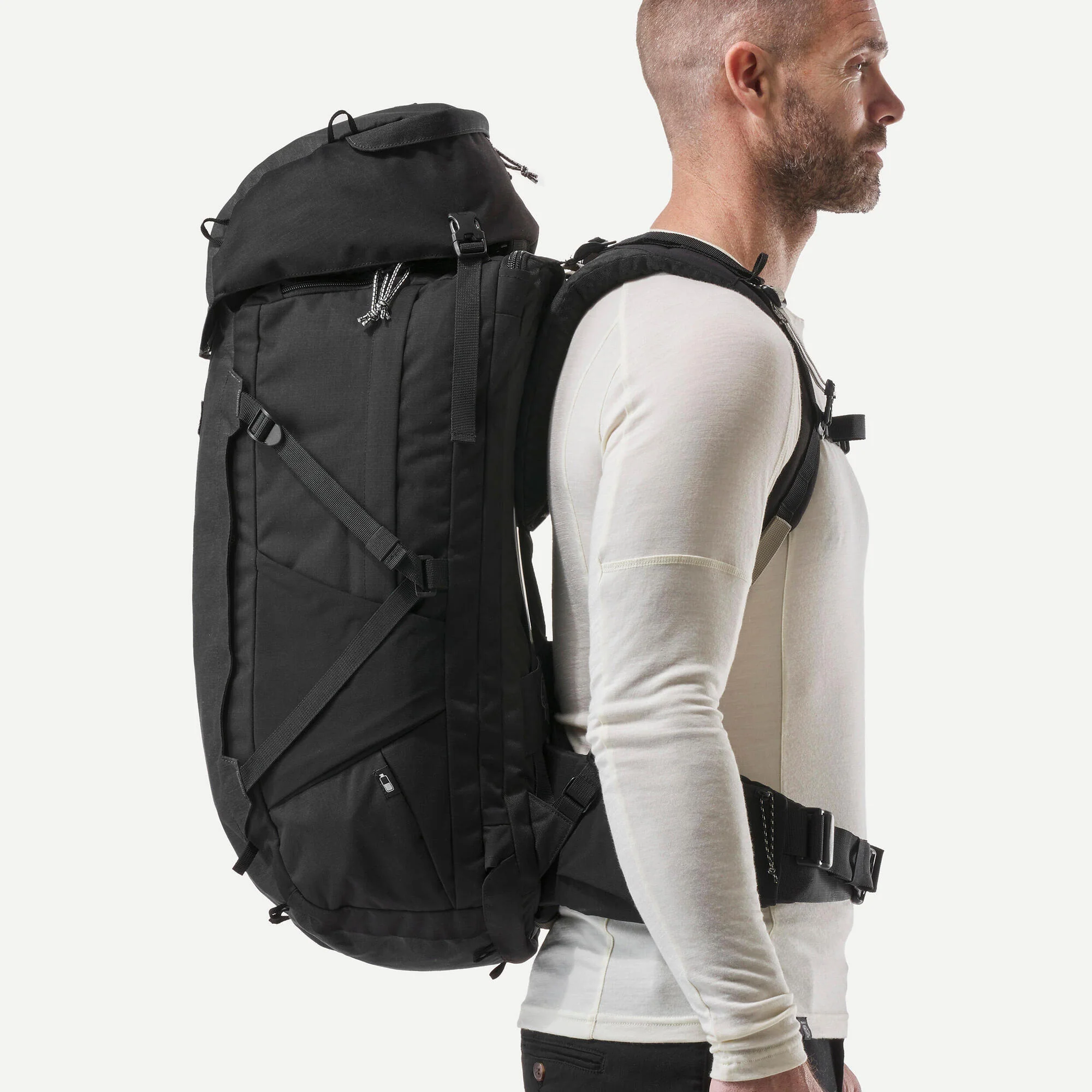 Forclaz Men's Travel 900 50+6 L Backpacking Pack