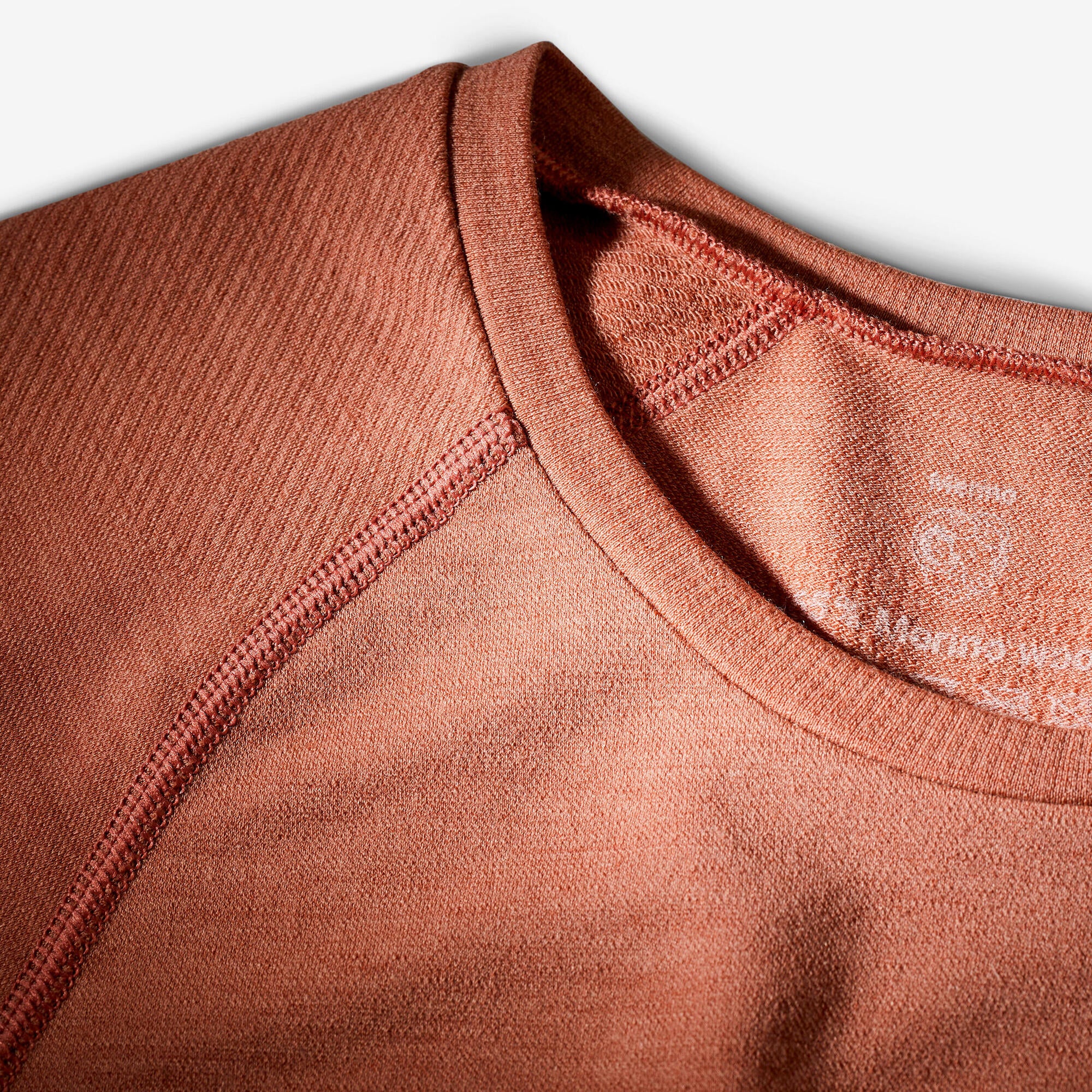 Simond Women's seamless short-sleeved Merino wool Backpacking t-shirt - MT900