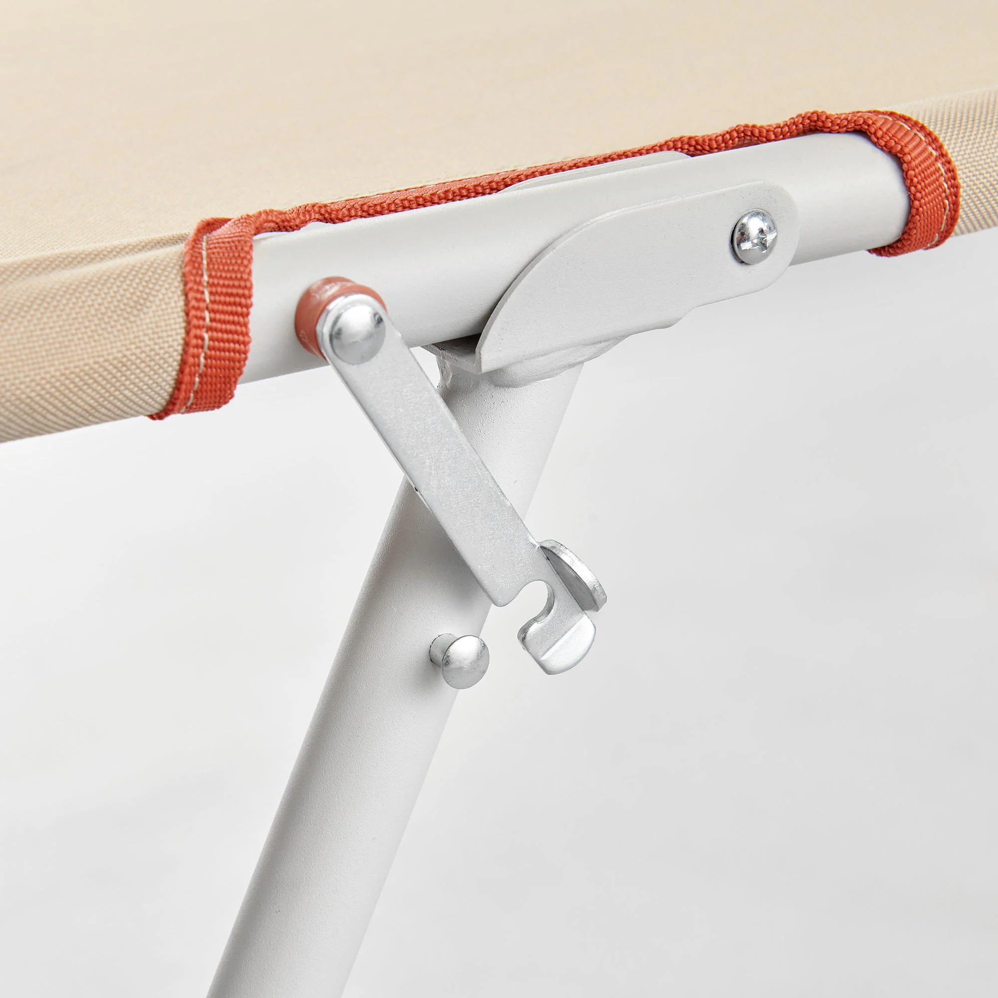 Quechua 26 Foldable 1 Person Camping Cot