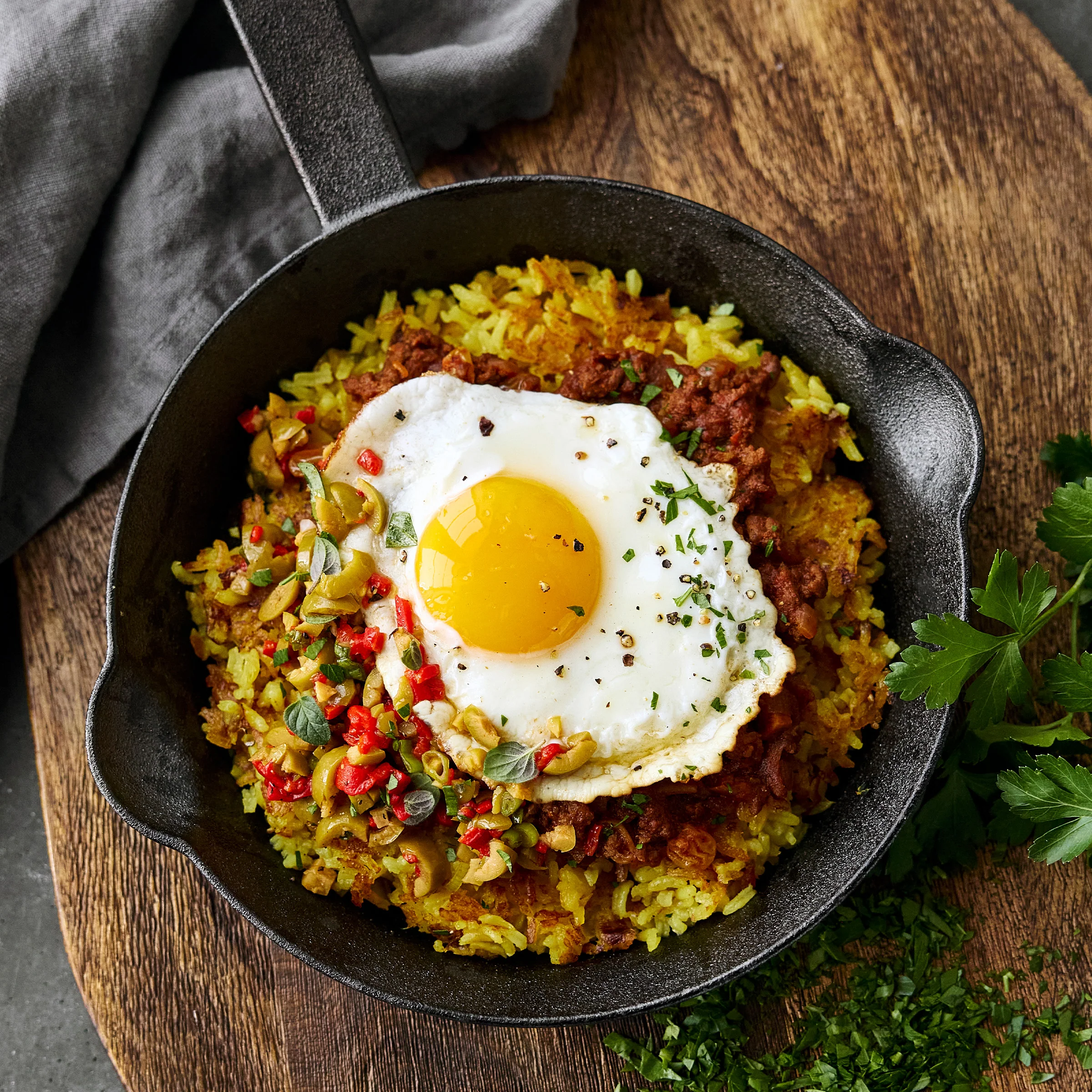 Bobby Flay by GreenPan 8 Cast Iron Frypan