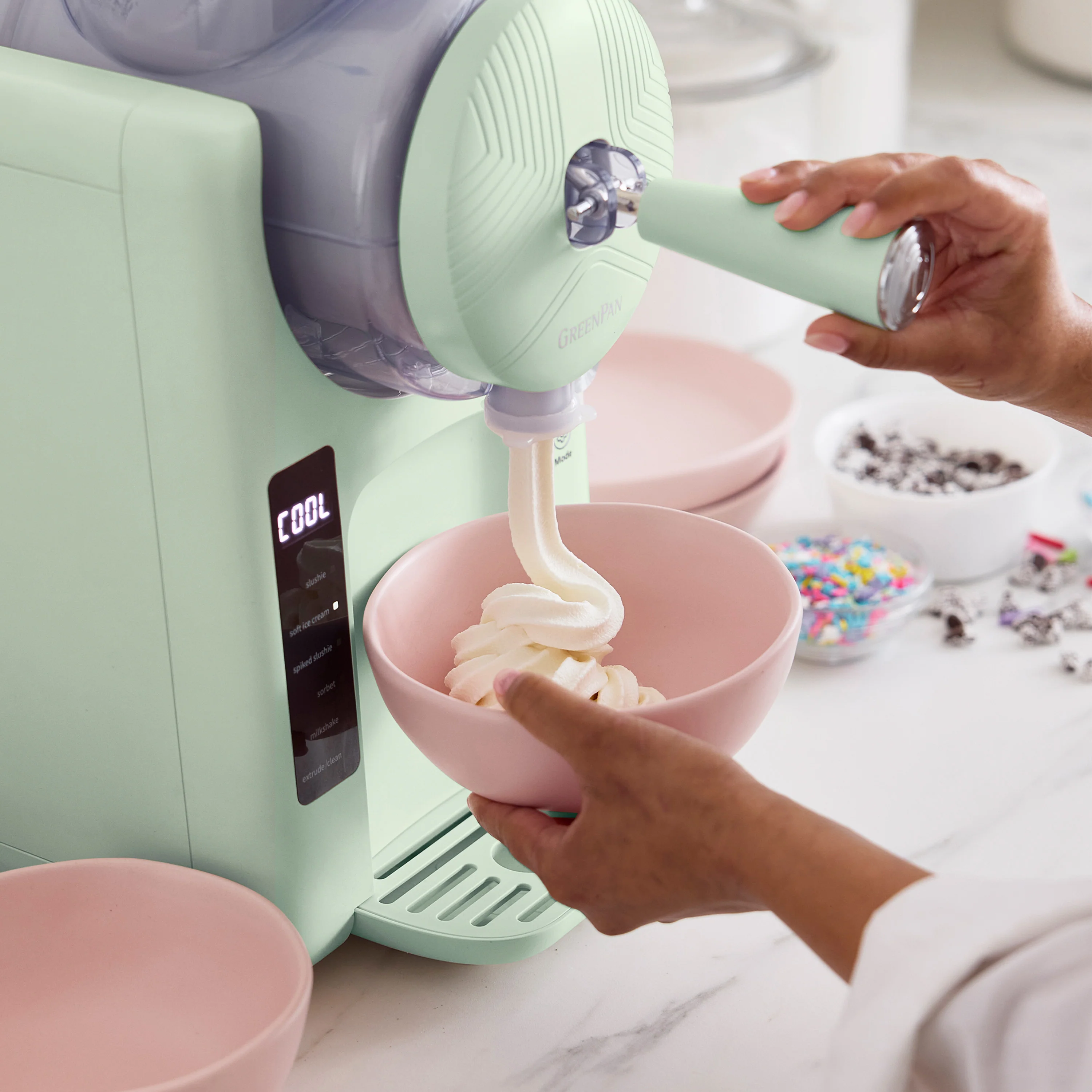 Frost 15-in-1 Ice Cream & Frozen Drink Maker | Pistachio