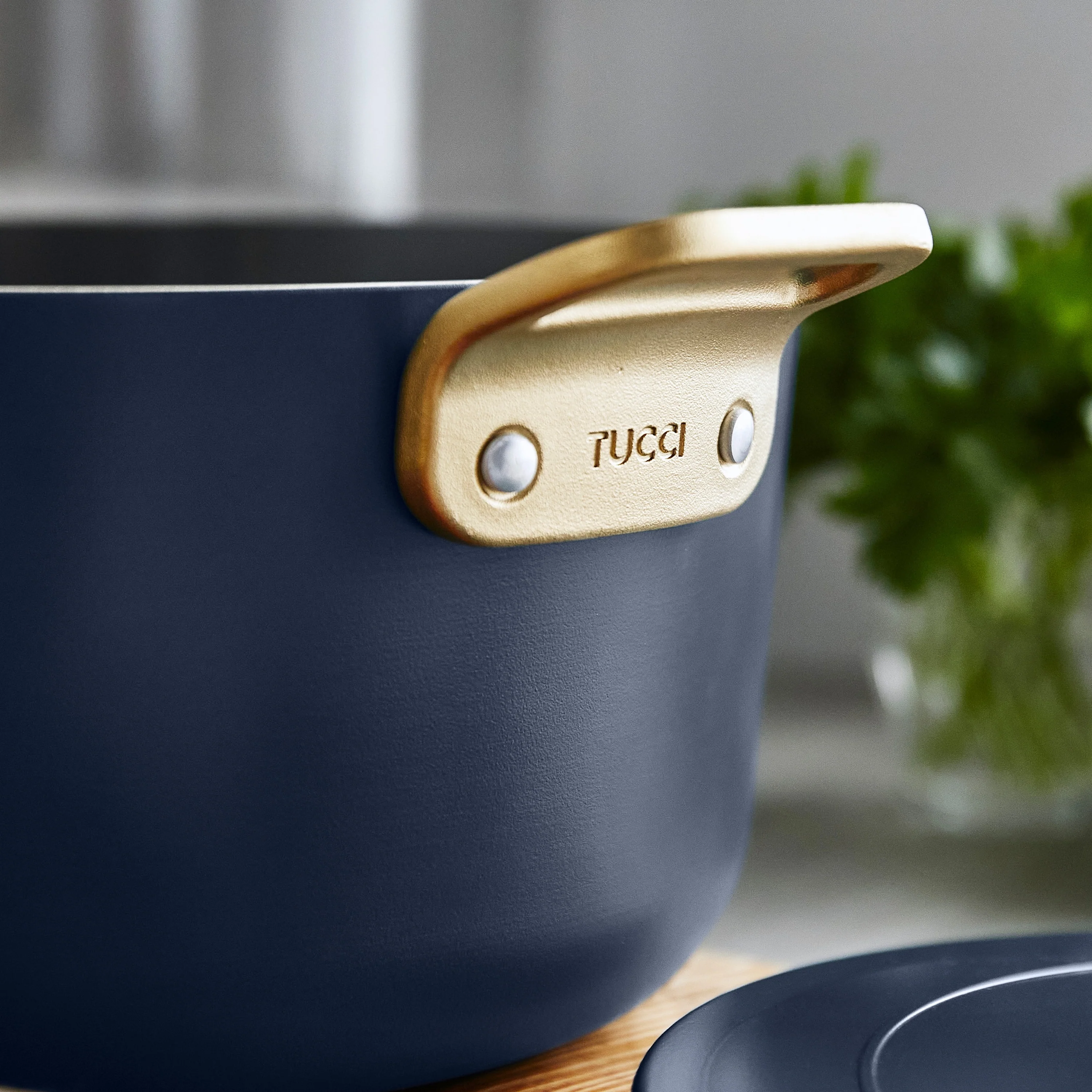 Stanley Tucci™ Ceramic Nonstick 6.5-Quart Dutch Oven | Marino Blue