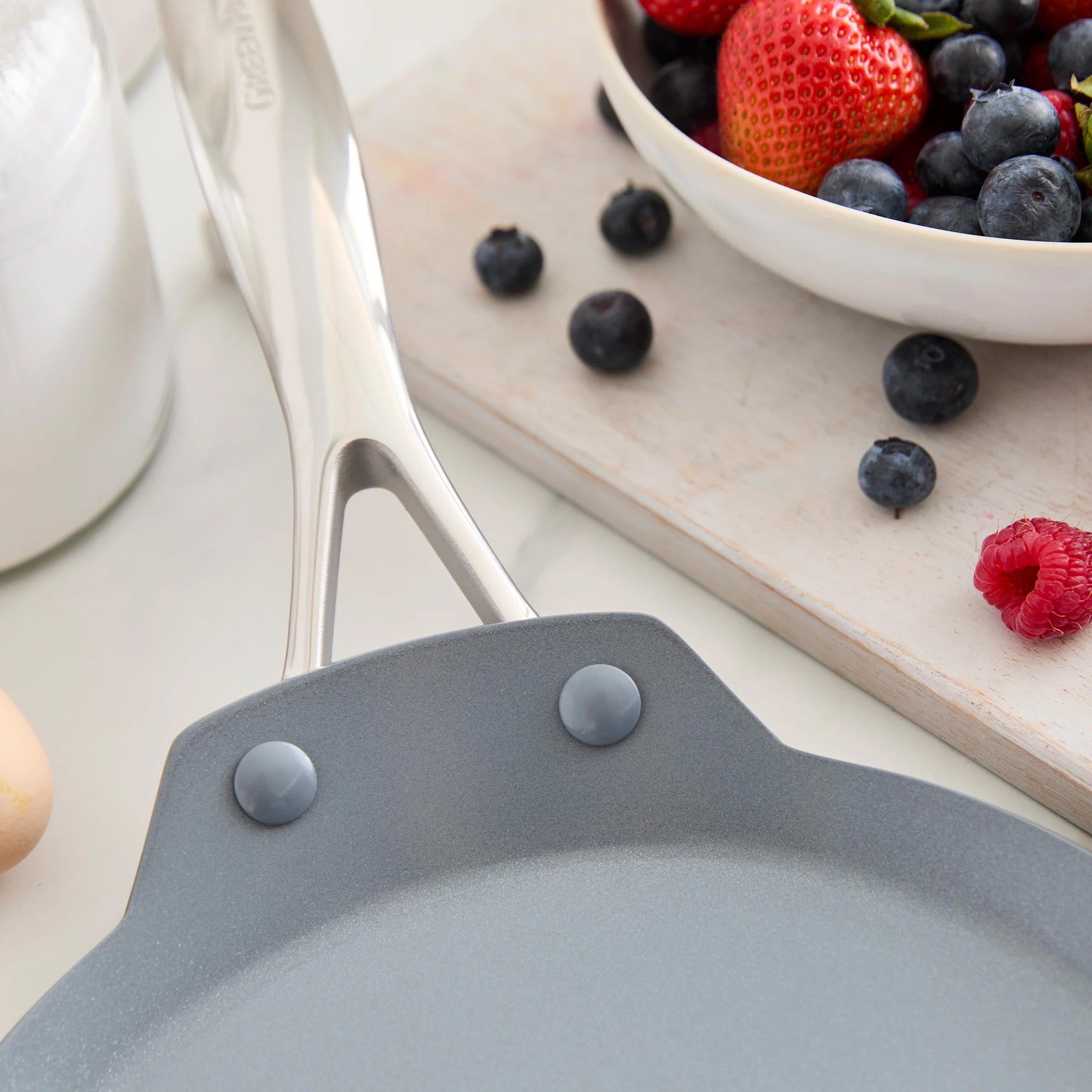 Valencia Pro Ceramic Nonstick 9.5 Crepe Pan