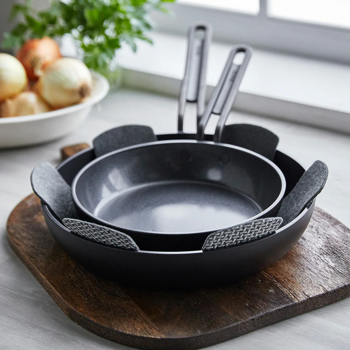 Stanley Tucci™ Ceramic Nonstick 8 and 10 Frypan Set | Milano Black