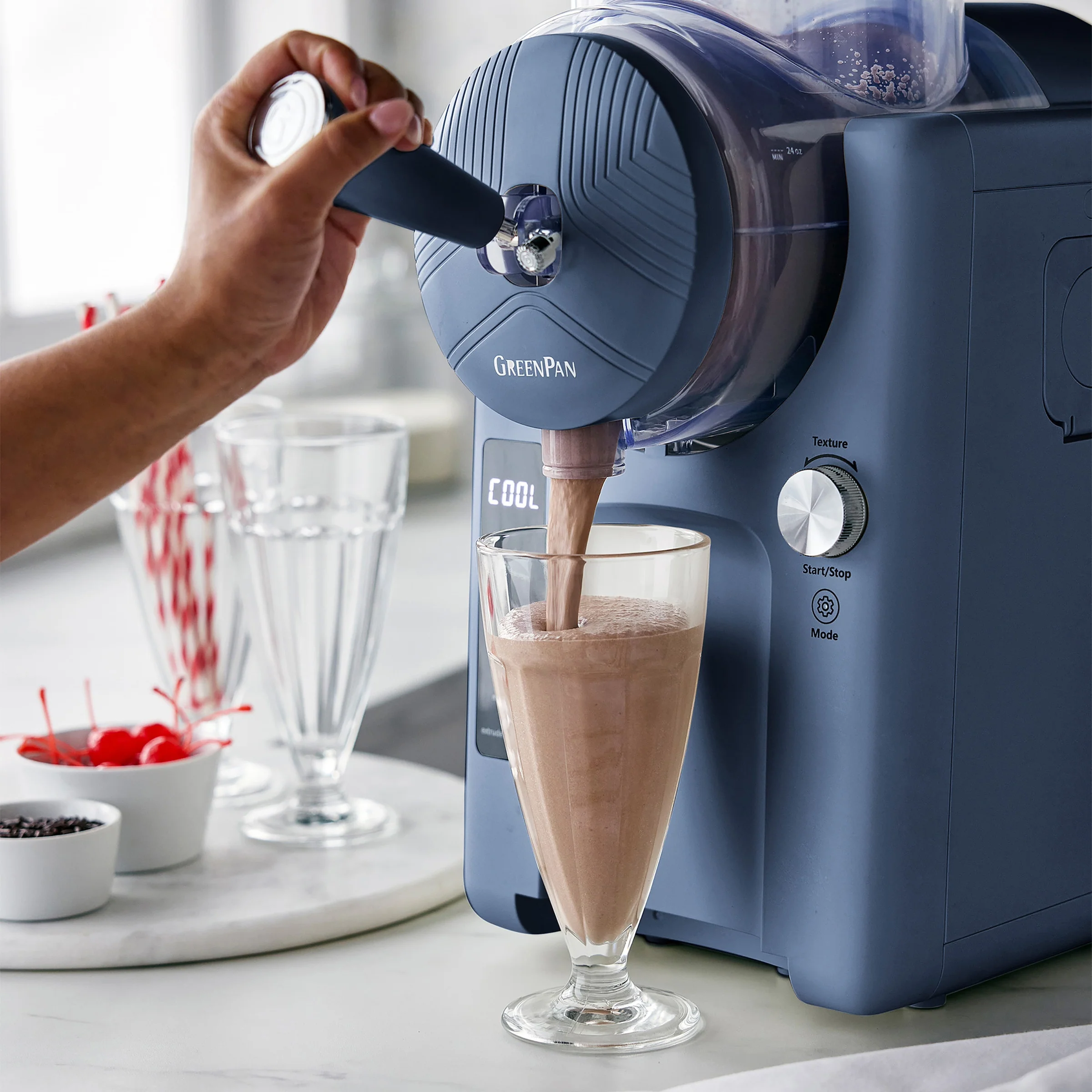 Frost 15-in-1 Ice Cream & Frozen Drink Maker | Berry