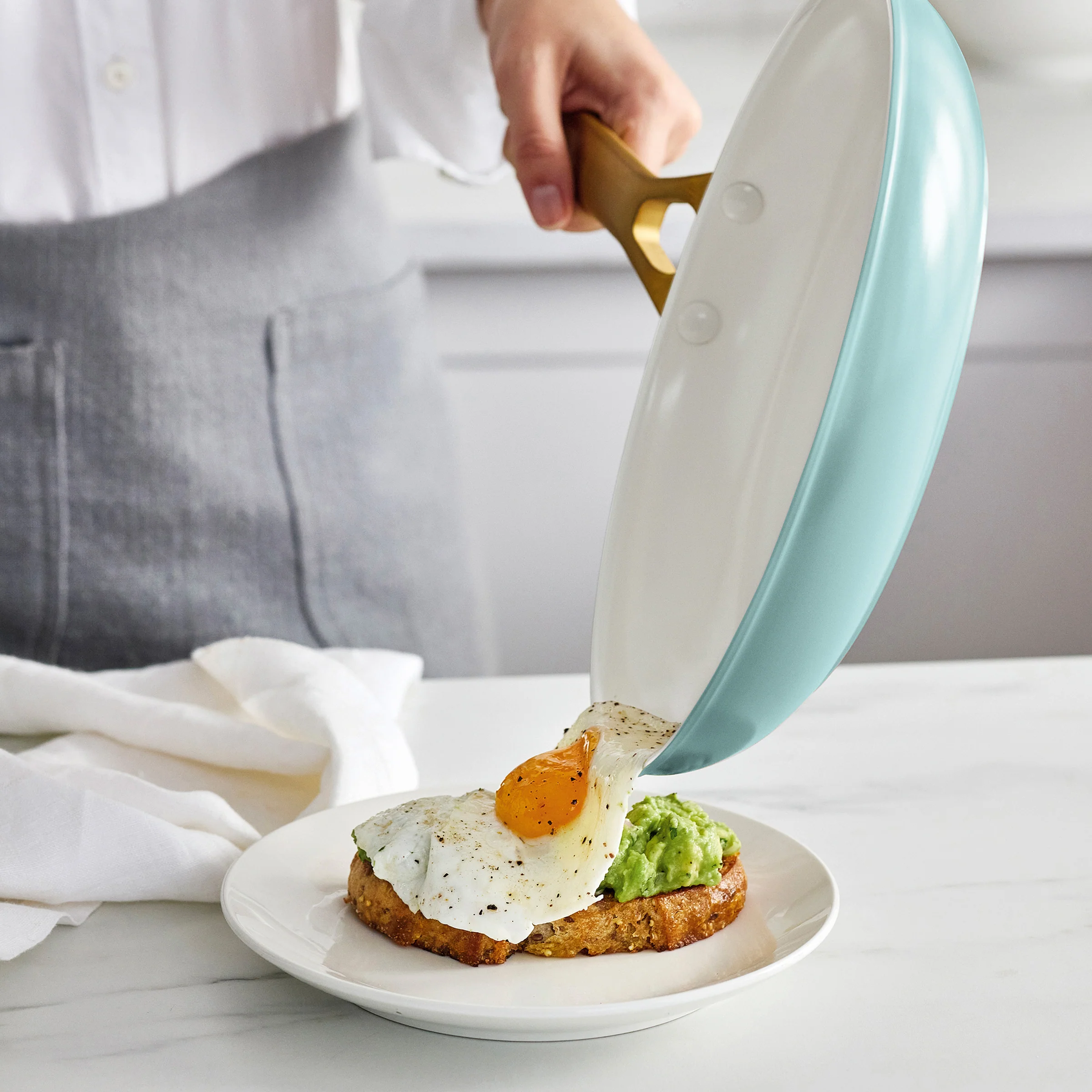 Reserve Pro Ceramic Nonstick 8, 10 and 12 Frypan Set | Seaside