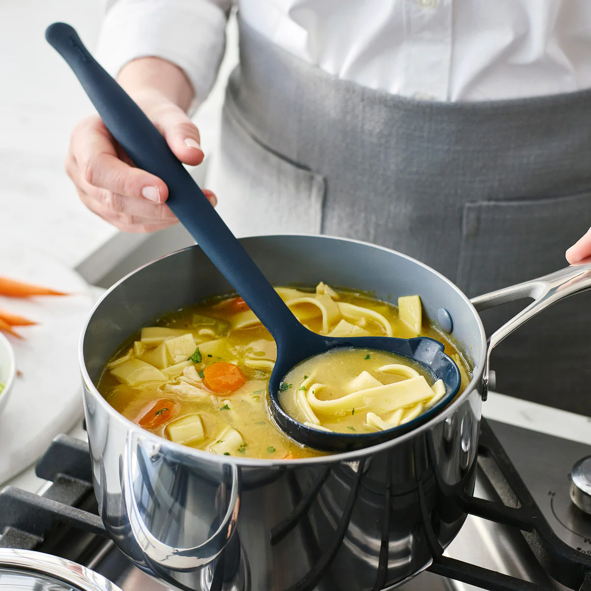 Premiere Silicone 8-Piece Utensil and Crock Set | Oxford Blue