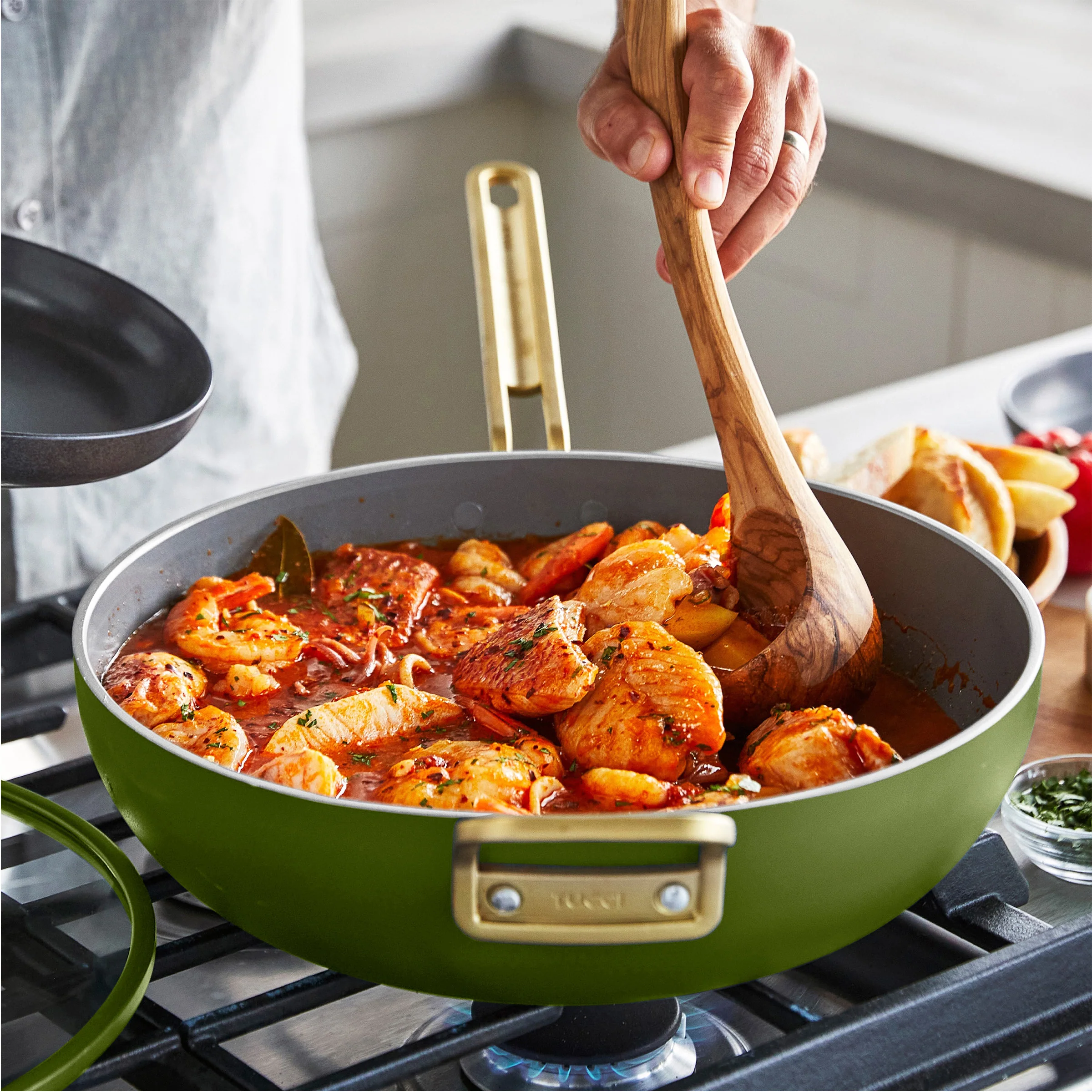Stanley Tucci™ Ceramic Nonstick 6.5-Quart Essential Stanley Pan | Tuscan Olive