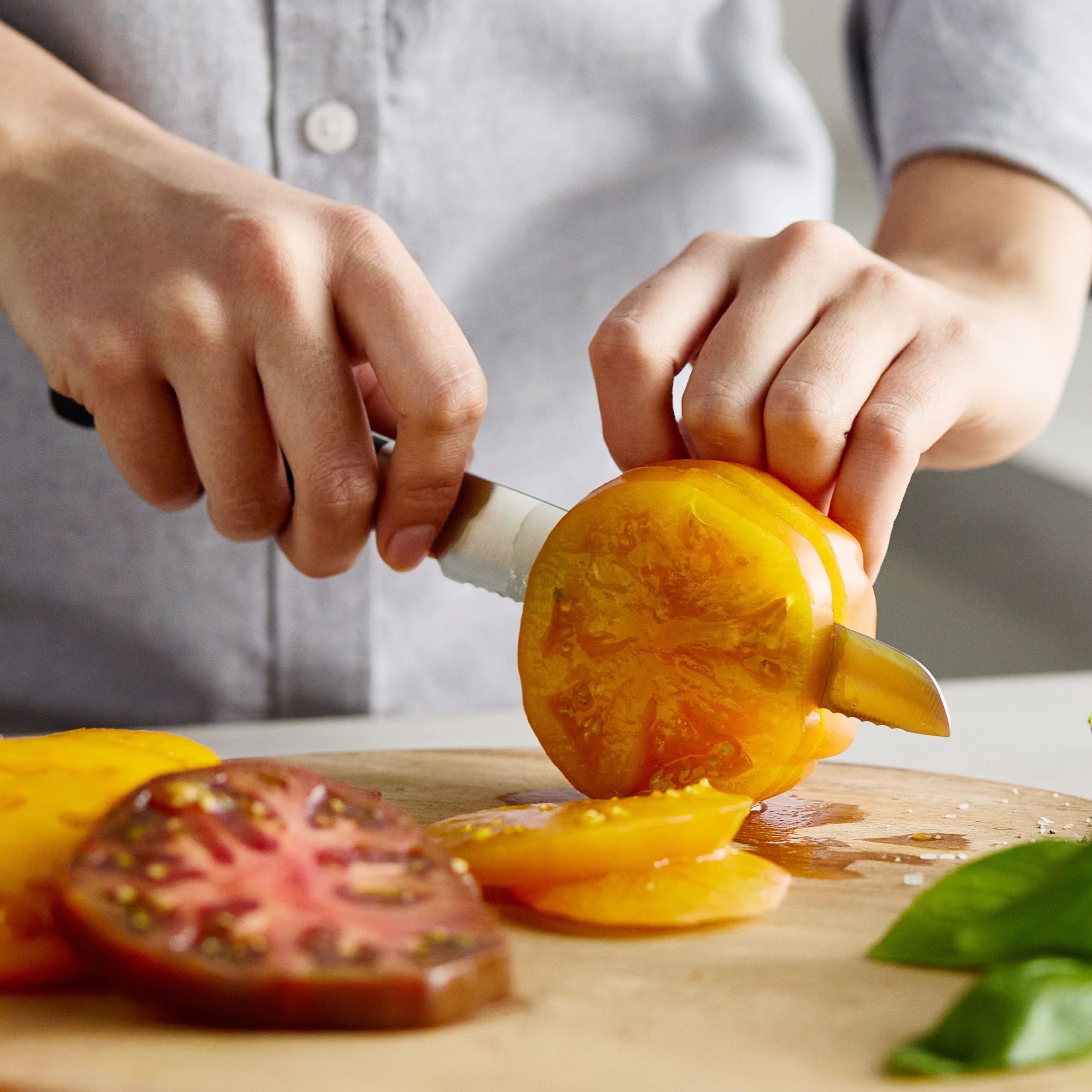 Elite Cutlery 13-Piece Knife Block Set with Black Handles