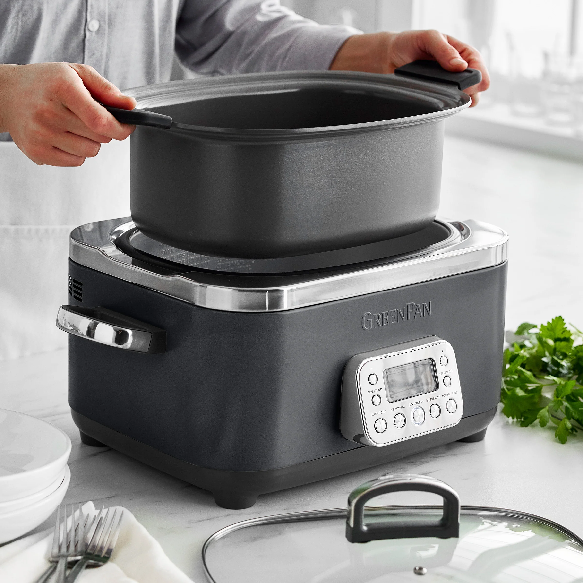 Elite 14-in-1 6-Quart Slow Cooker | Graphite