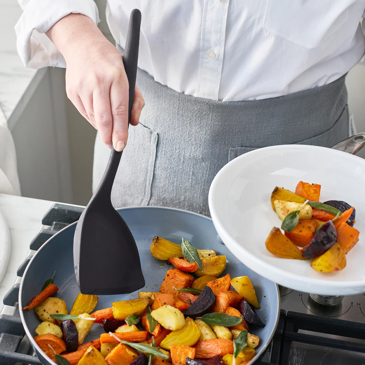 Premiere Silicone Roasting Scoop | Black