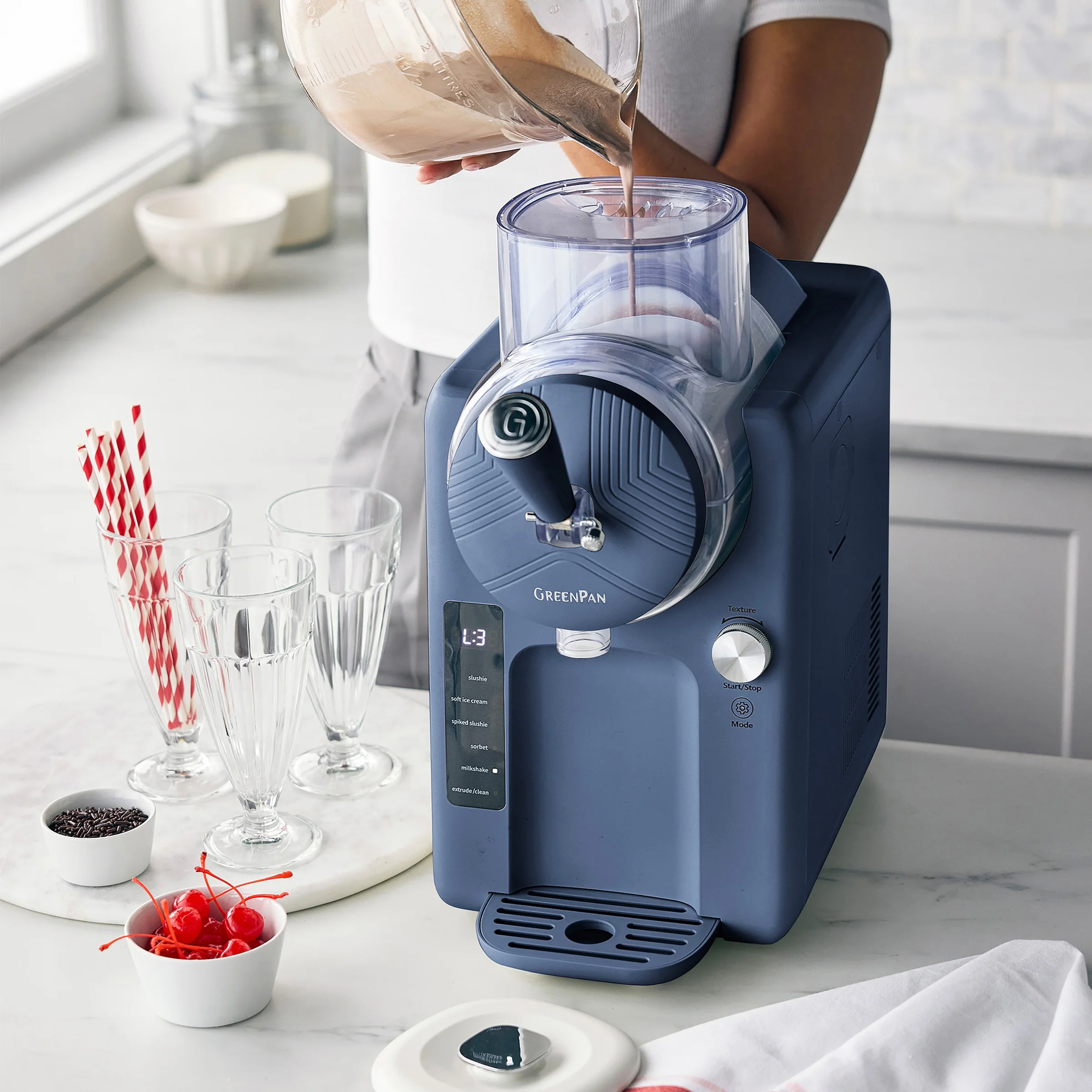 Frost 15-in-1 Ice Cream & Frozen Drink Maker | Berry