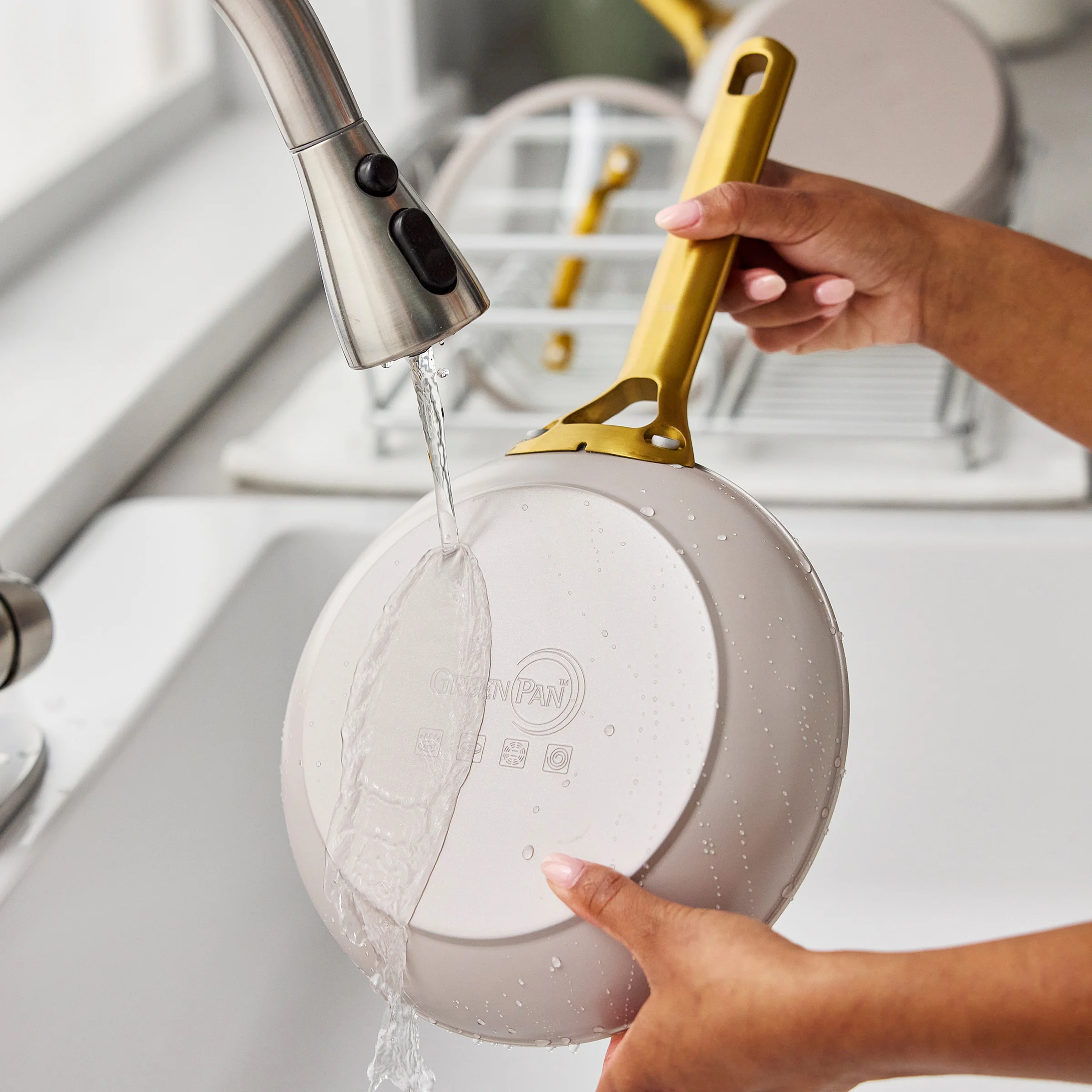 Reserve Pro Ceramic Nonstick 8 Frypan | Oyster