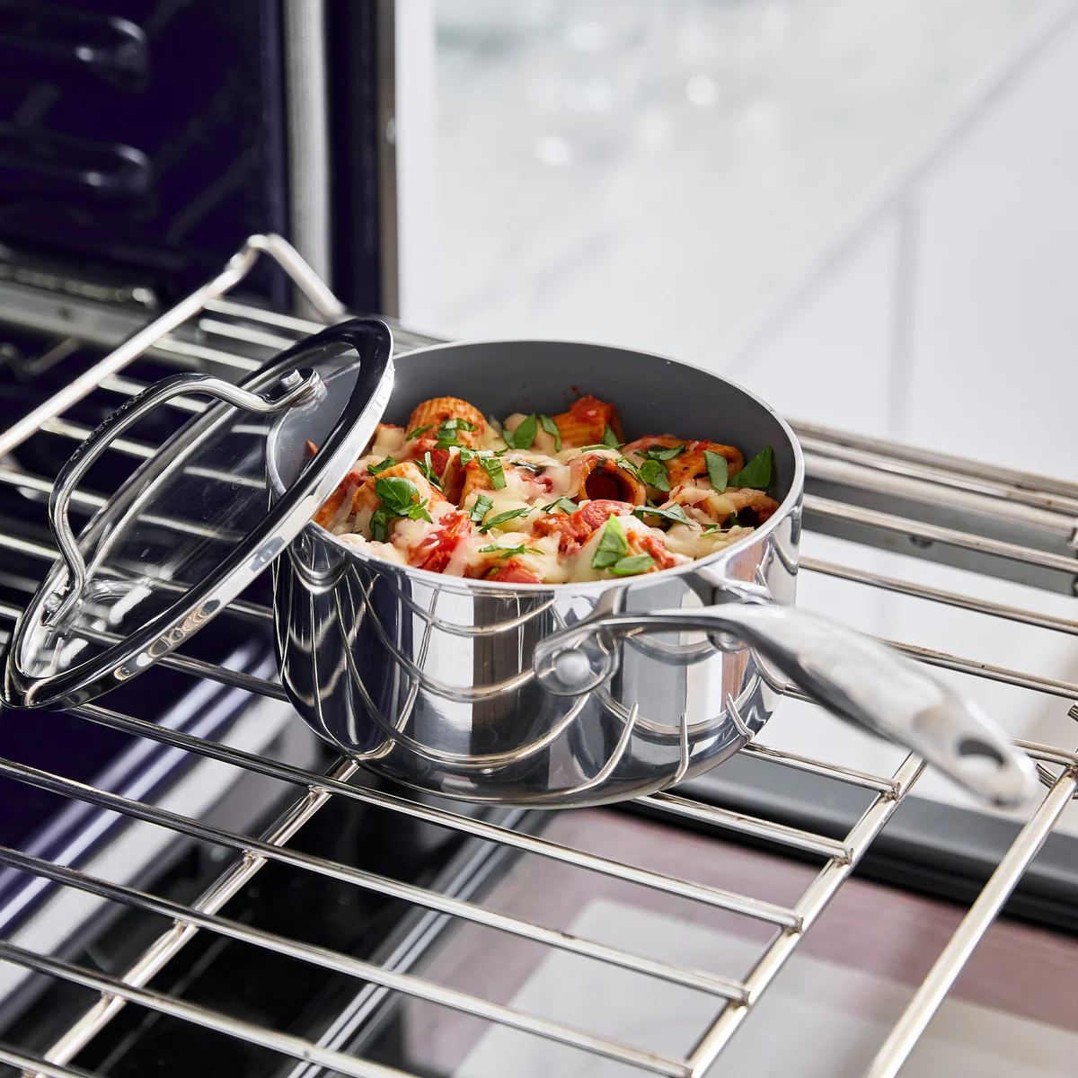 Valencia Pro Stainless Steel 1.6-Quart Saucepan with Lid