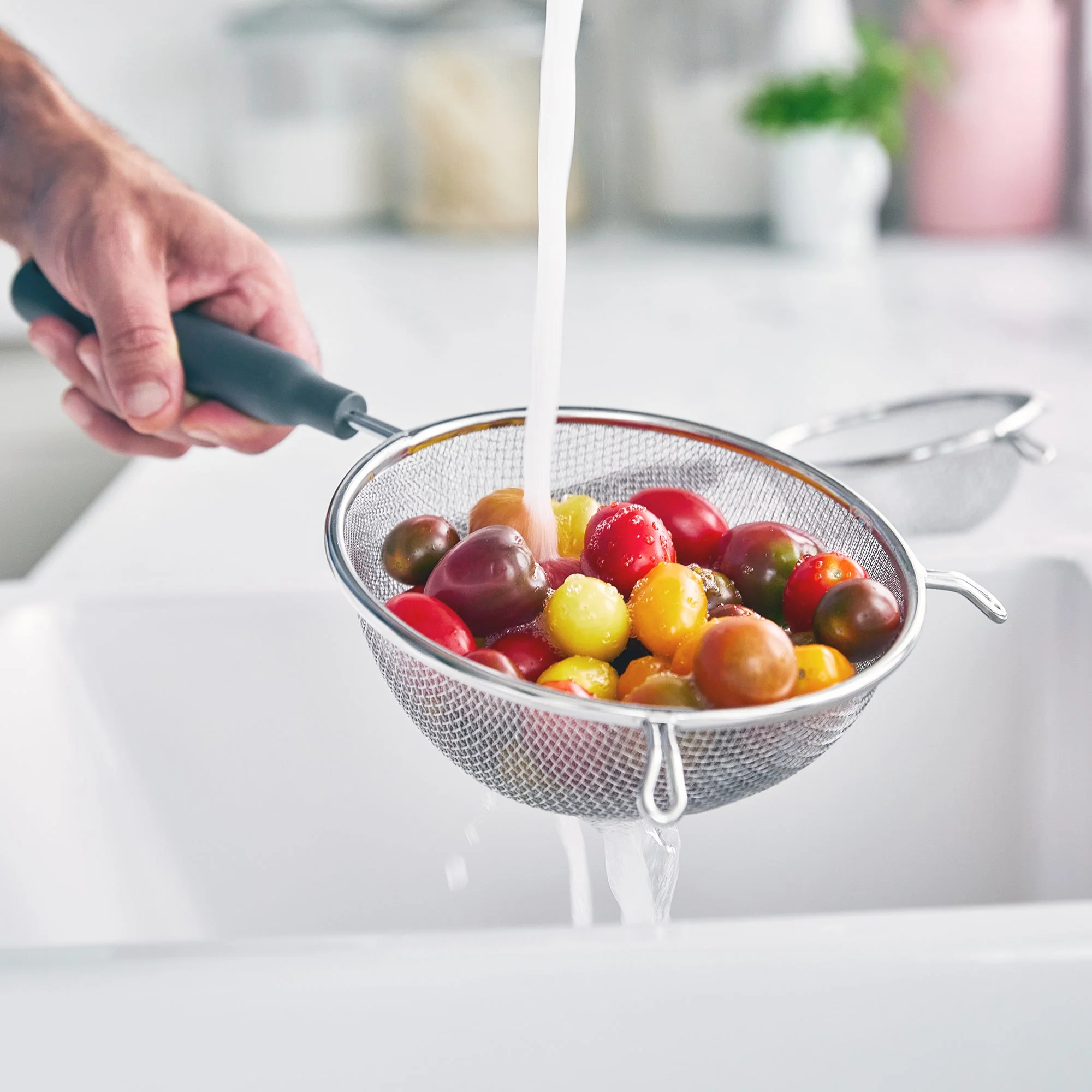 GreenLife Stainless Steel Mesh Strainers, Set of 4 | Gray