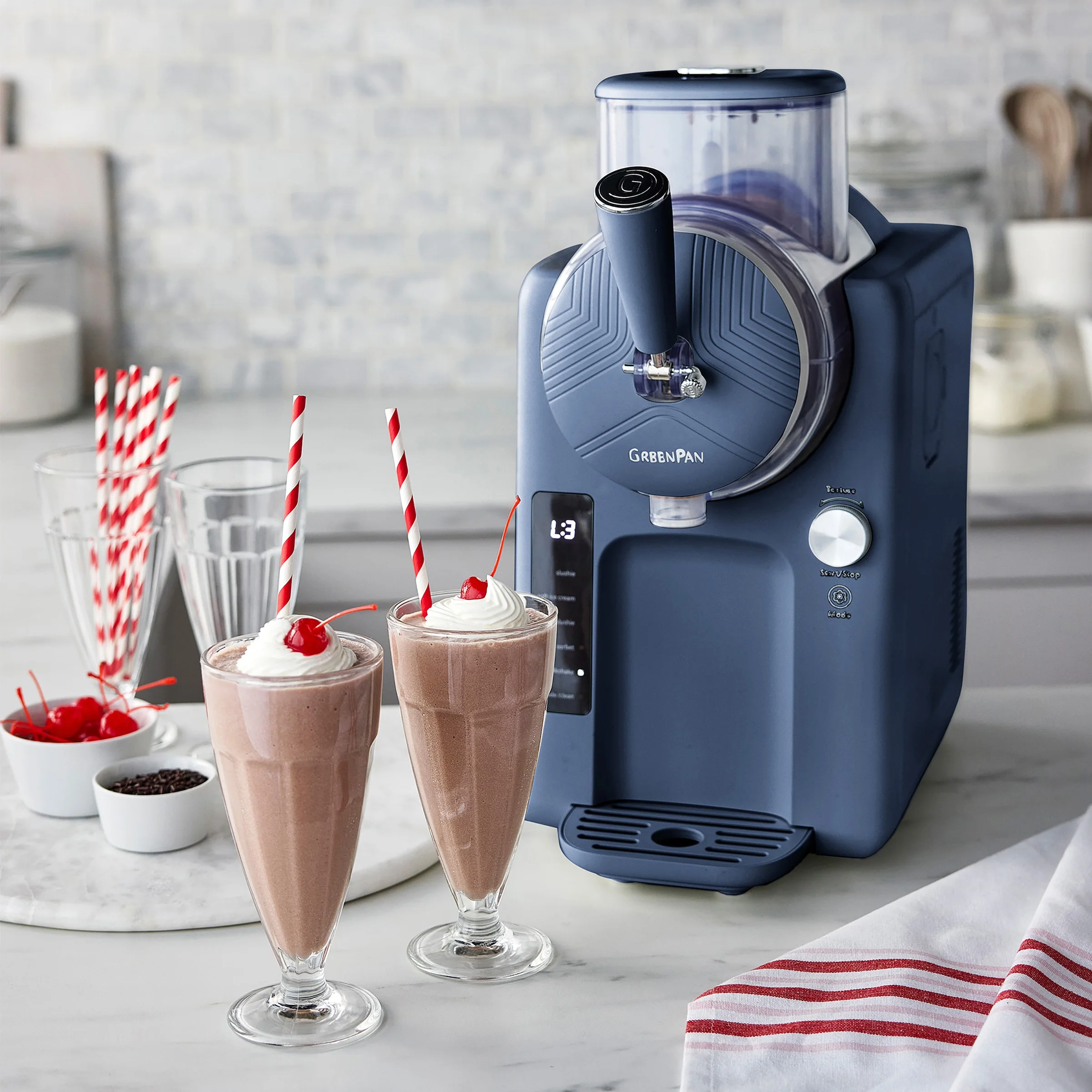 Frost 15-in-1 Ice Cream & Frozen Drink Maker | Berry