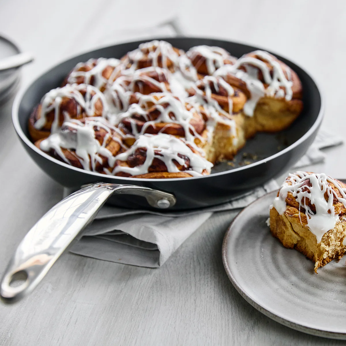 Valencia Pro Ceramic Nonstick 10 and 12 Frypan Set