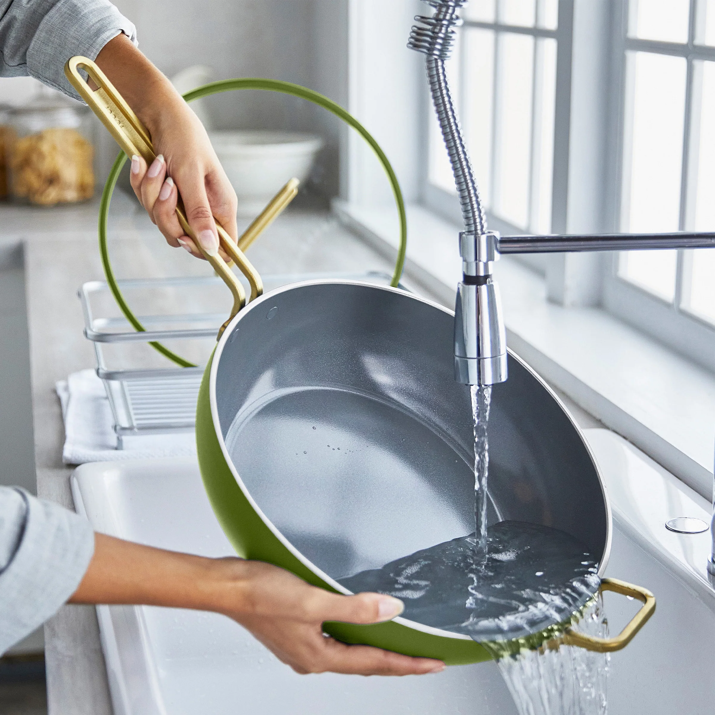 Stanley Tucci™ Ceramic Nonstick 6.5-Quart Essential Stanley Pan | Tuscan Olive