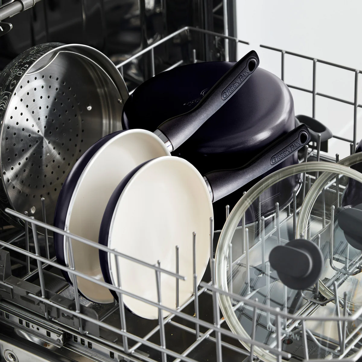 Rio Ceramic Nonstick 8 Frypan with Spatula | Black