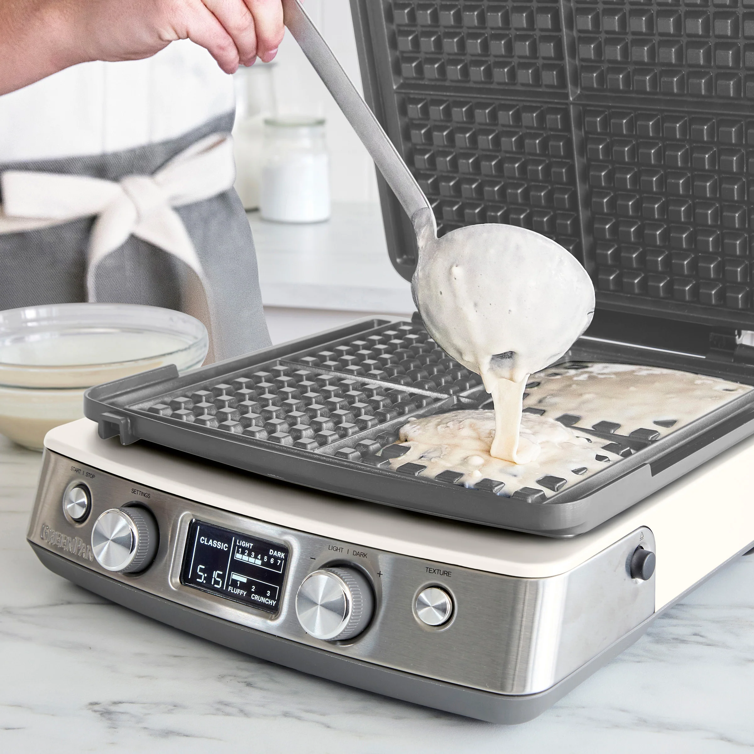 Elite Ceramic Nonstick 4-Square Waffle Maker | Cloud Cream