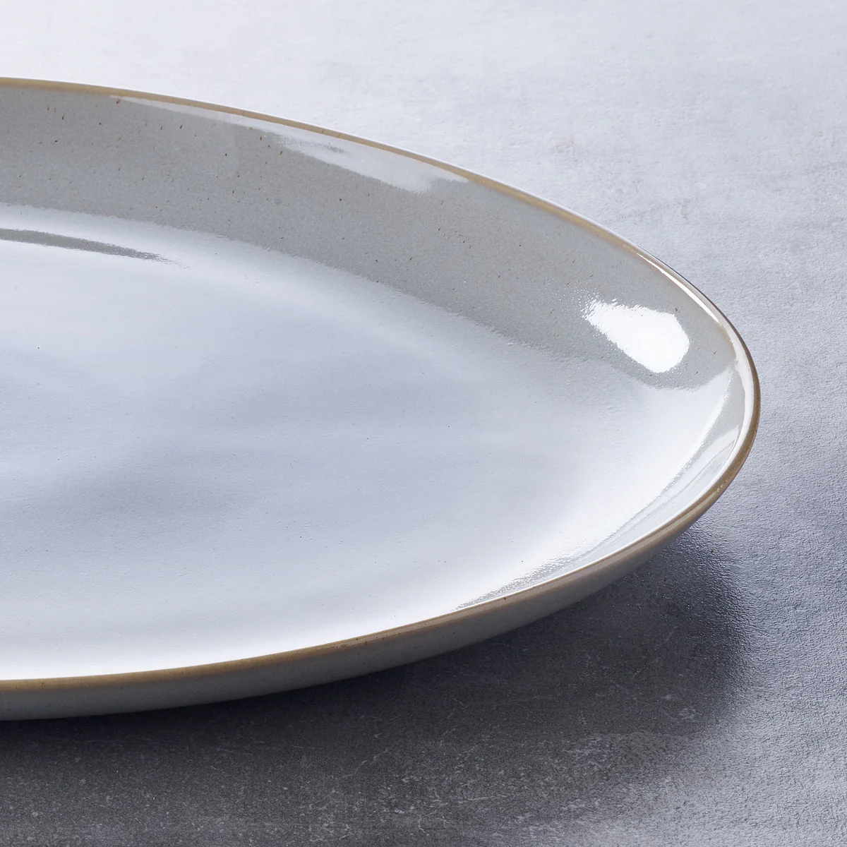 Keltum Glazed Stoneware 15 Serving Plate | Gray