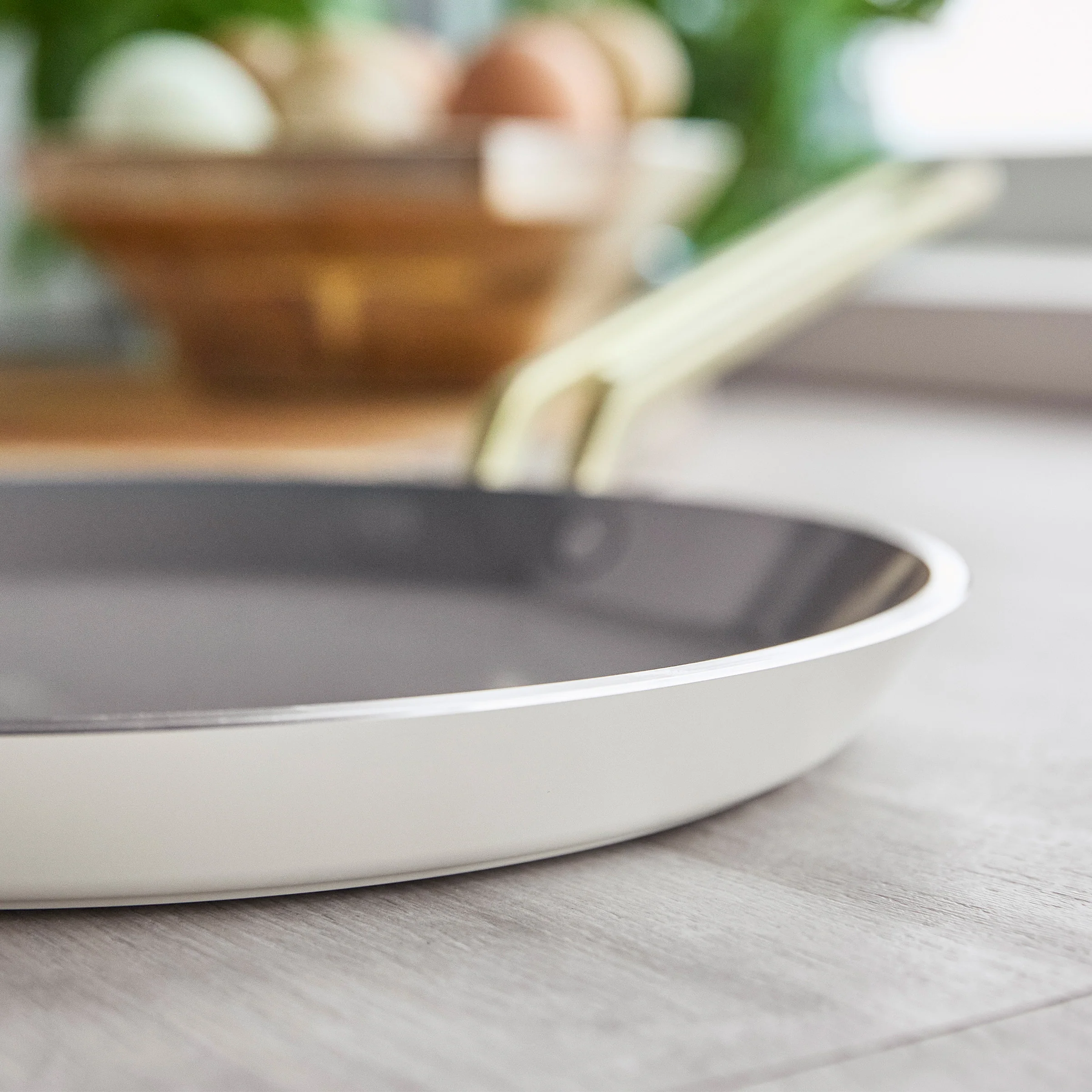 Stanley Tucci™ Ceramic Nonstick 10 Crepe and Omelette Pan | Carrara White