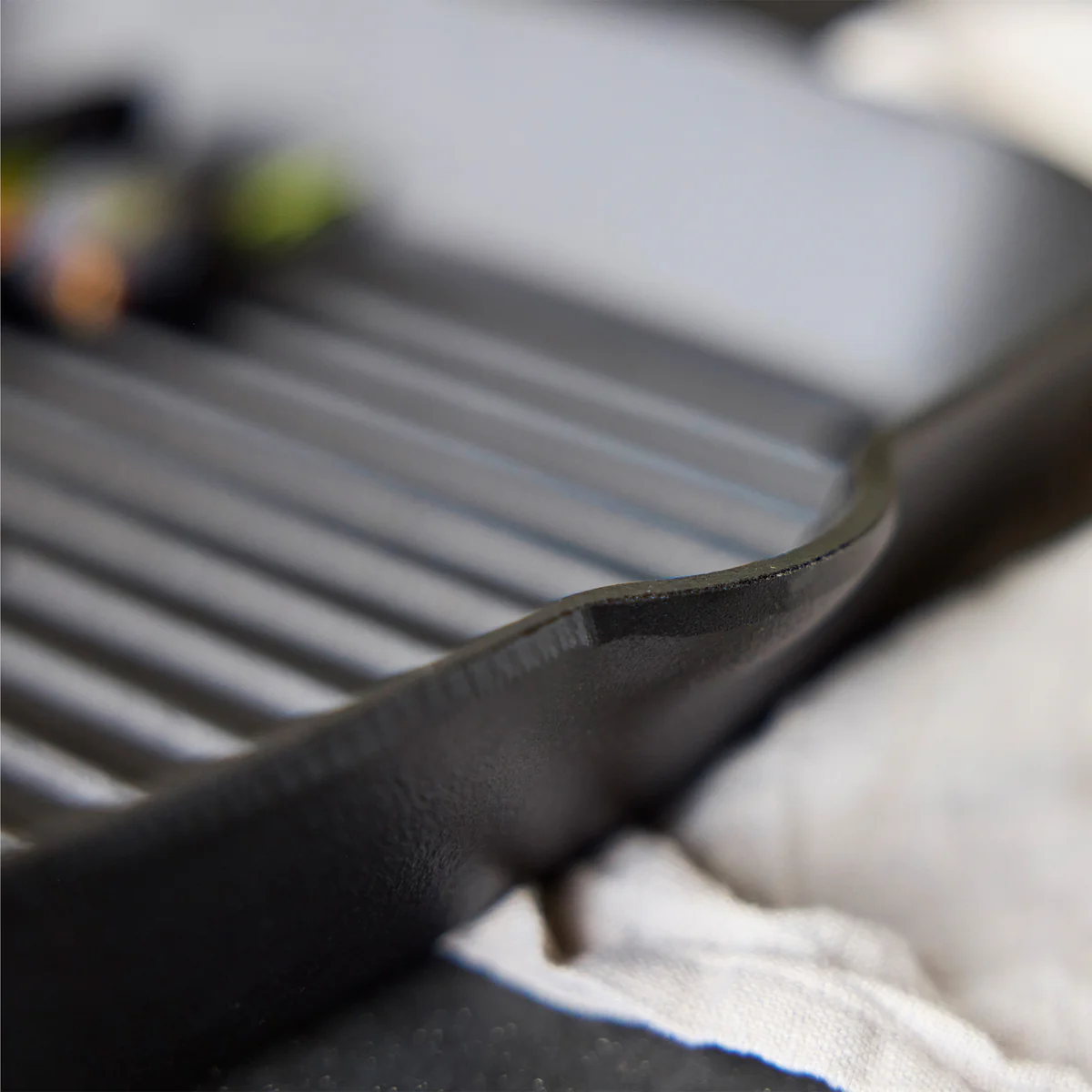 Bobby Flay by GreenPan 11 Cast Iron Square Grill Pan