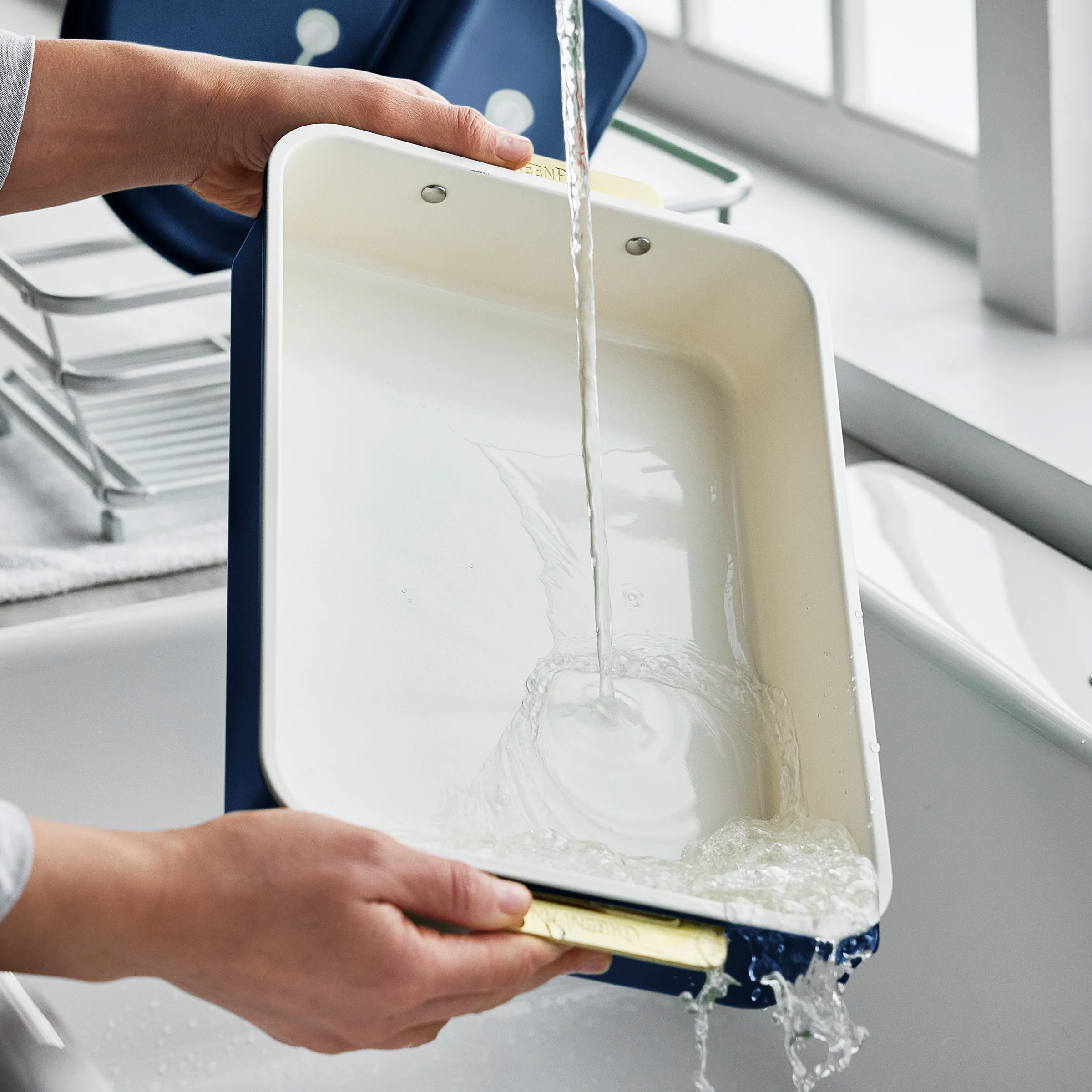 Reserve Bakeware 13 x 9 Rectangular Pan | Twilight