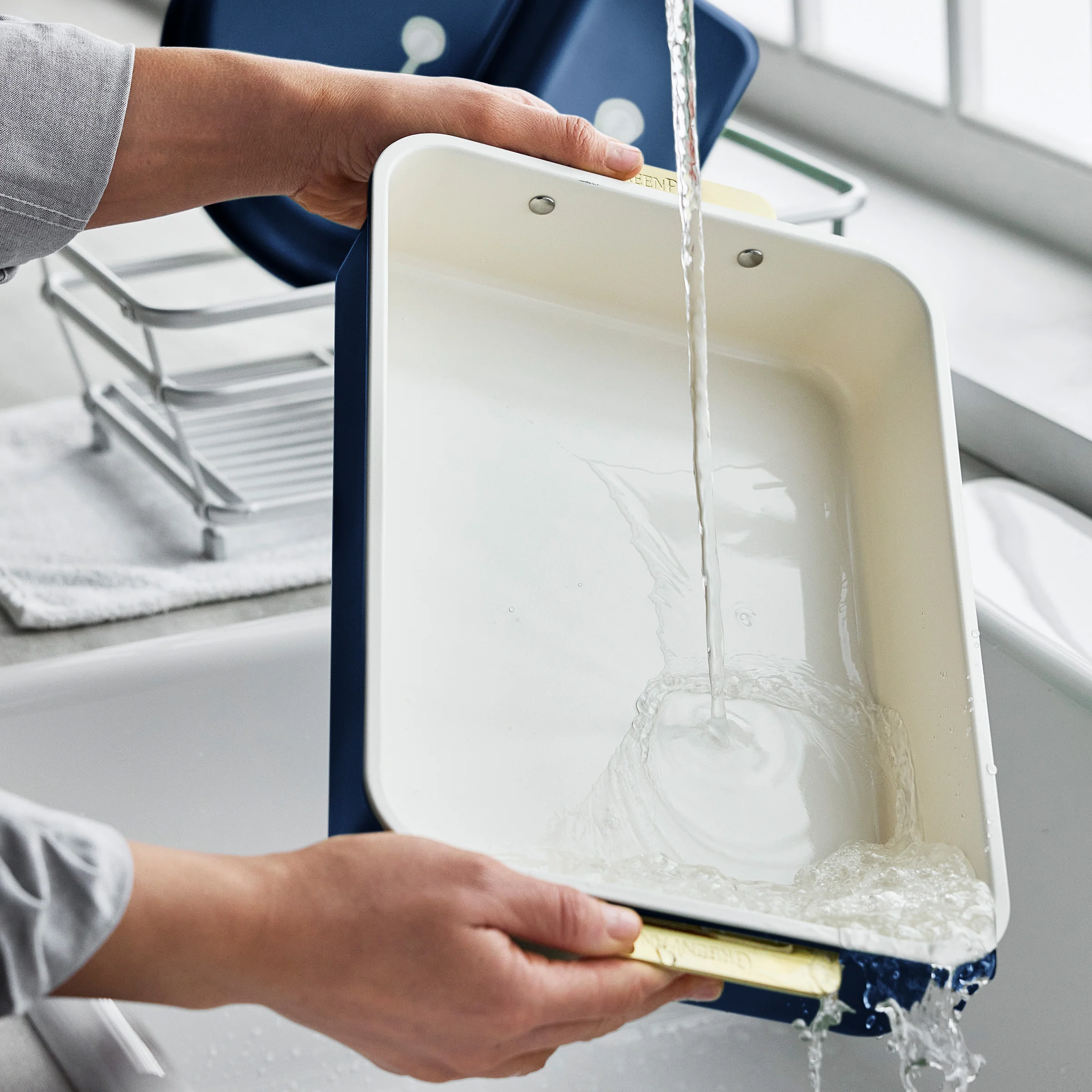 Reserve Pro 18-Piece Cookware & Bakeware Set | Twilight