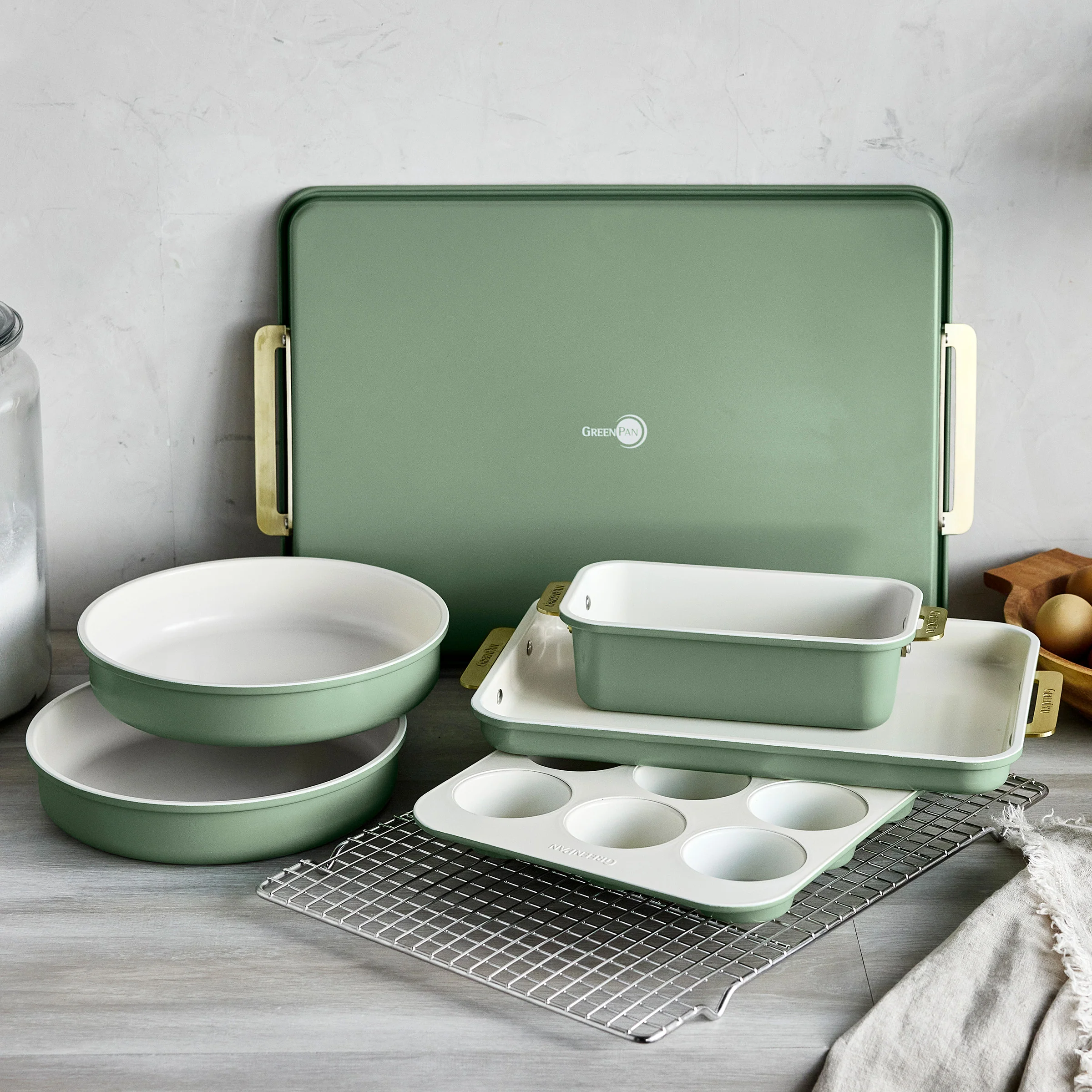 Reserve Bakeware 7-Piece Set | Sage