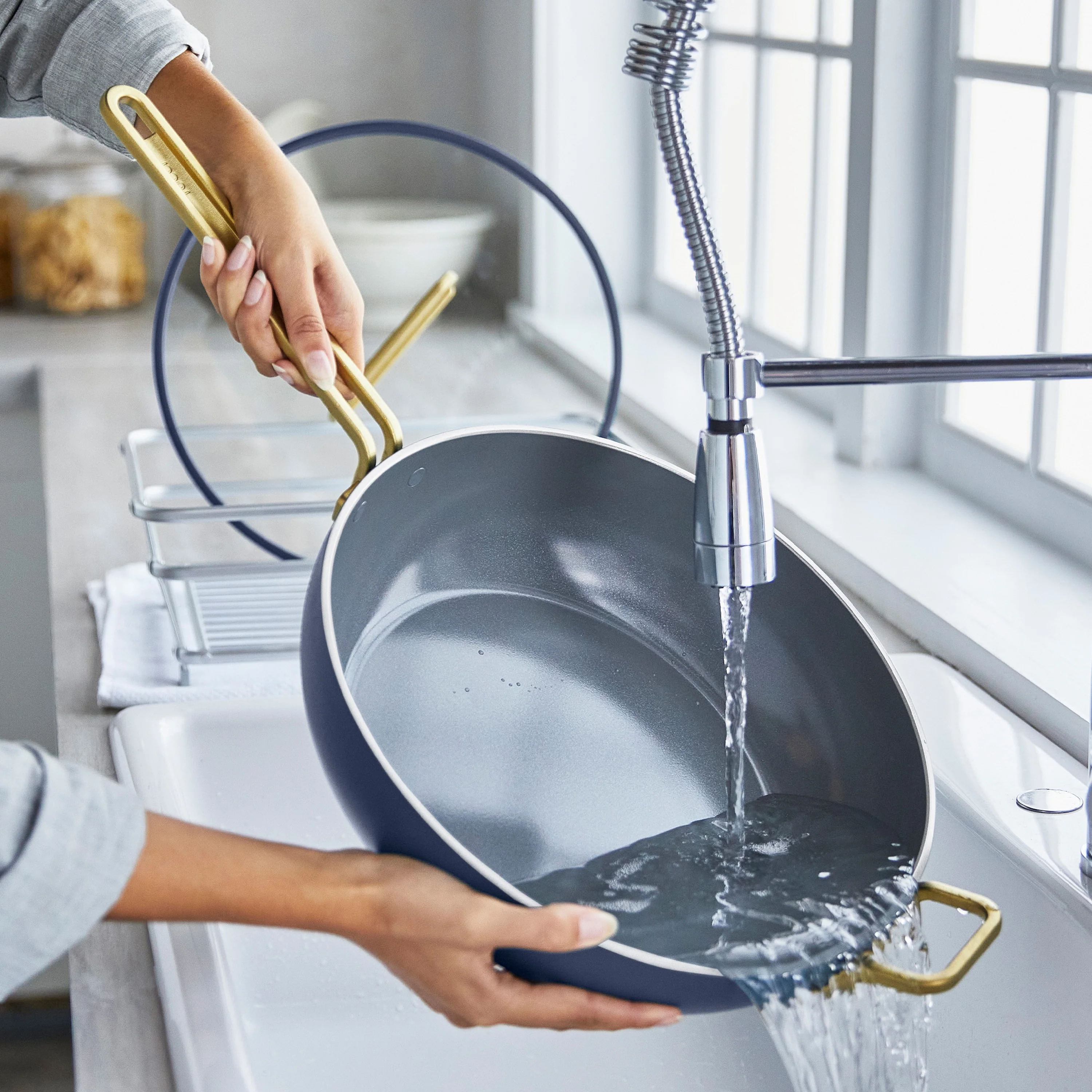 Stanley Tucci™ Ceramic Nonstick 6.5-Quart Essential Stanley Pan | Marino Blue