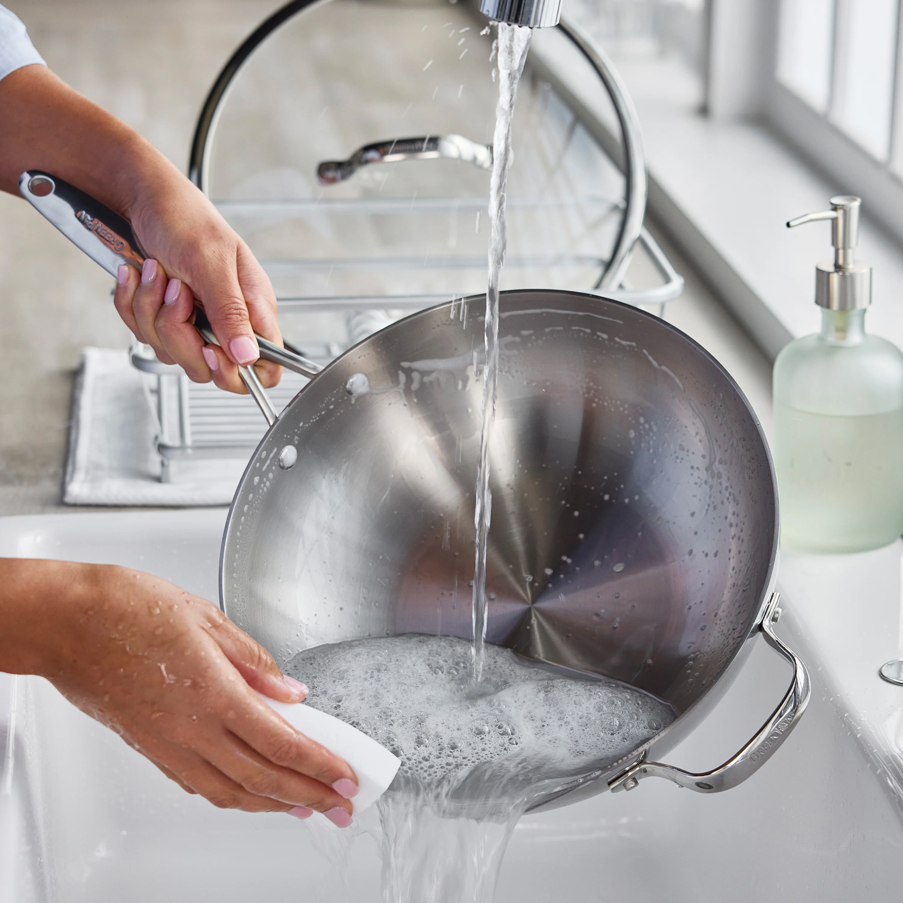 Valencia Pro Stainless Steel Uncoated 12 Wok with Lid